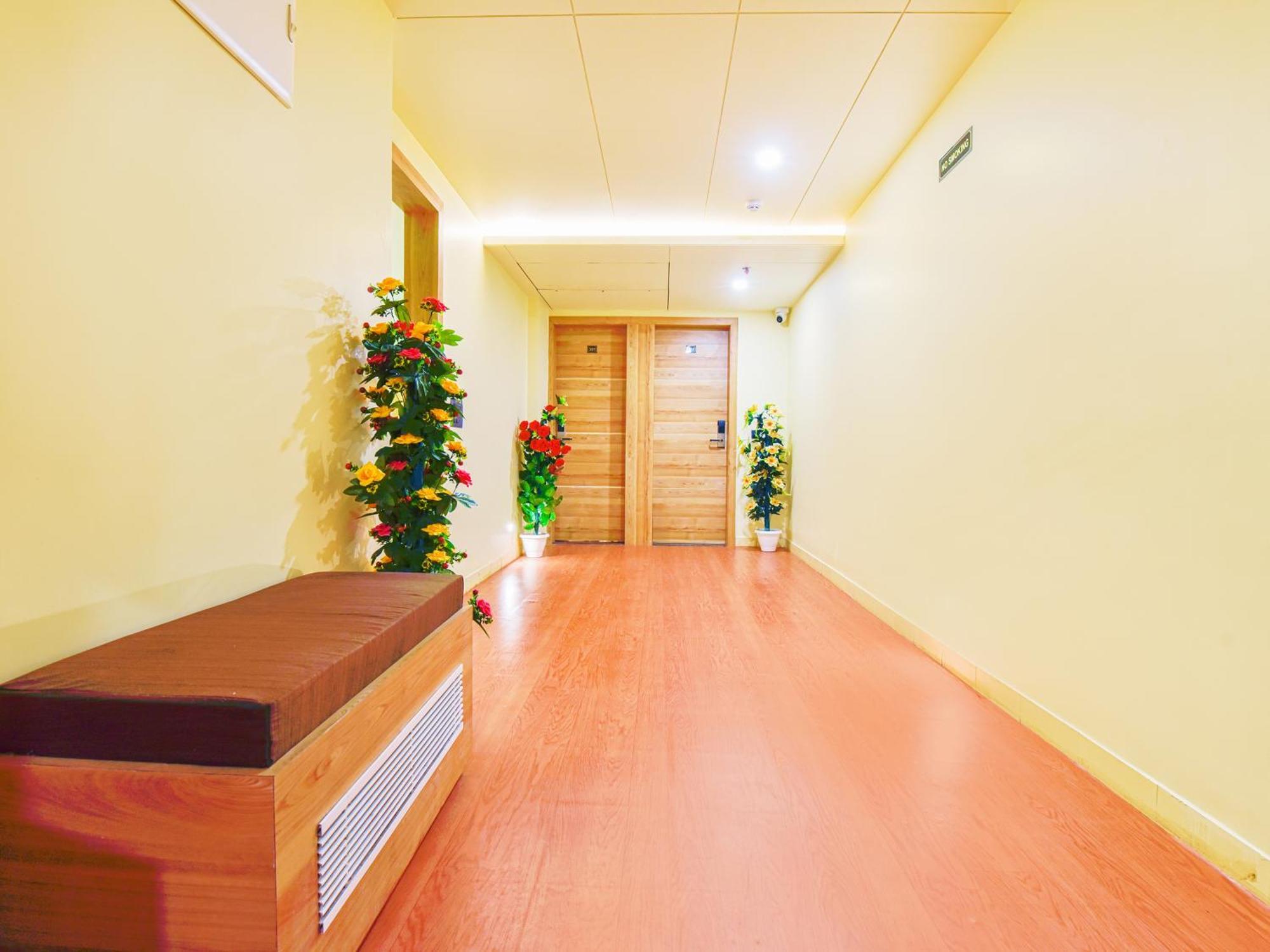 Anju Shree Inn-near Airport Terminal 1 4*