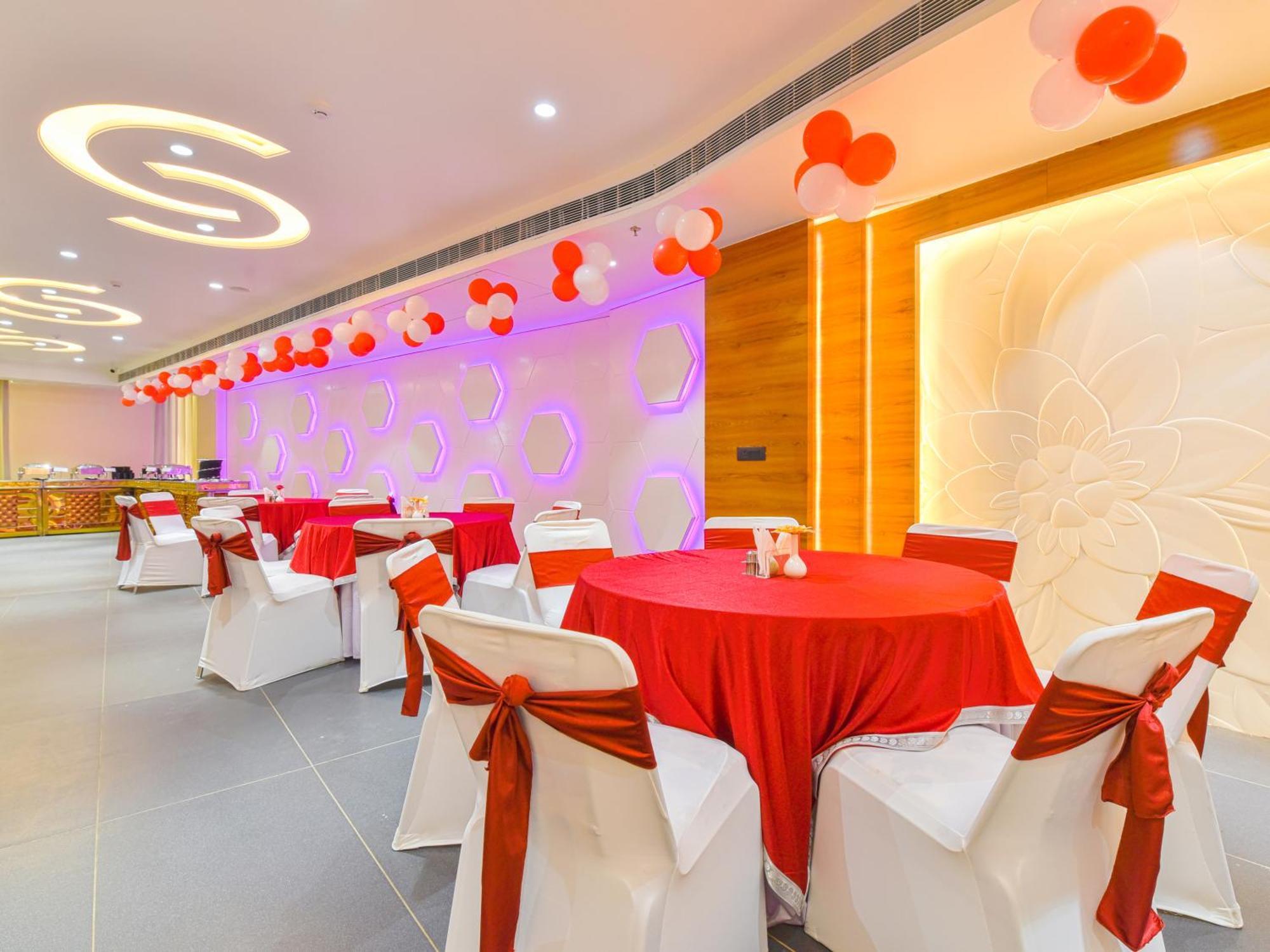 Anju Shree Inn-near Airport Terminal 1 Hotel