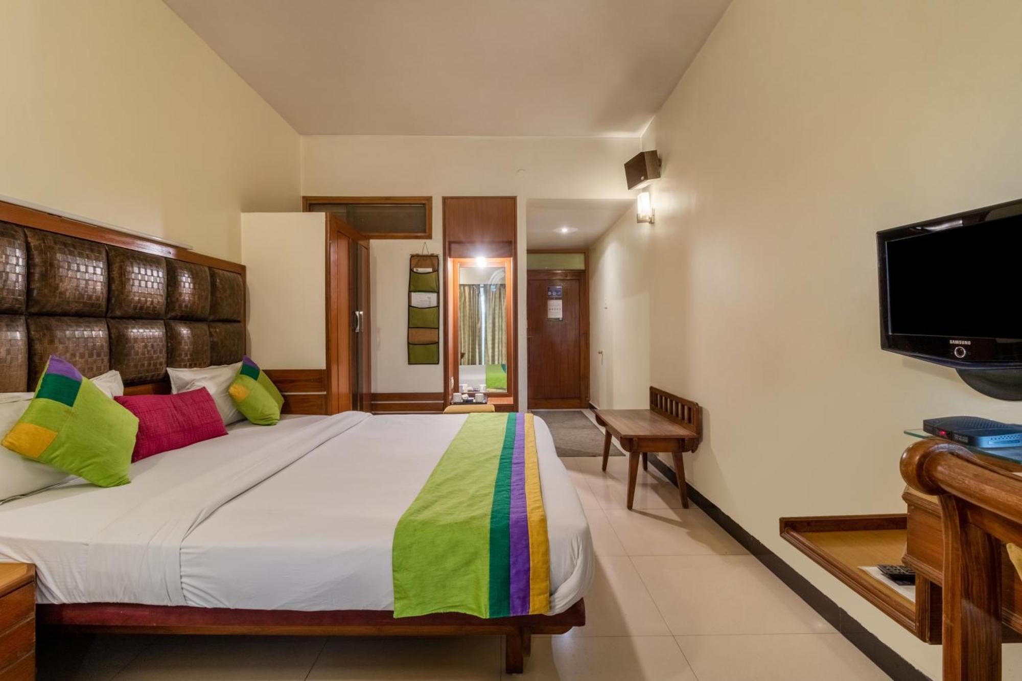 Hotel Treebo Natraj - 3*