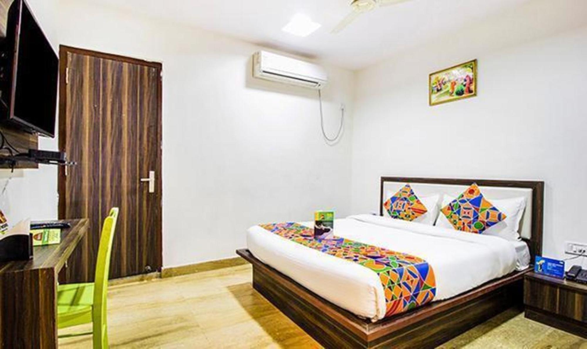 Hotel Fabhotel Airport Residency 3*