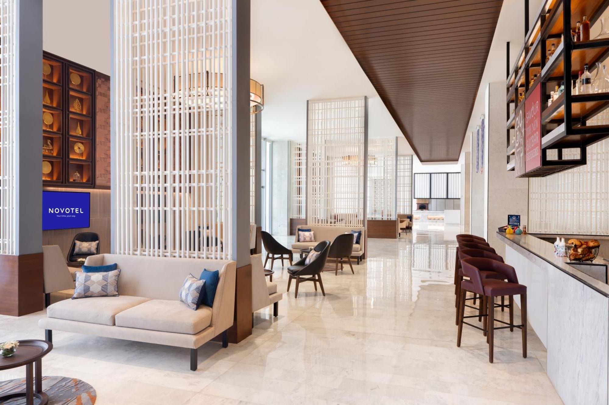 Novotel Convention Centre Hotel