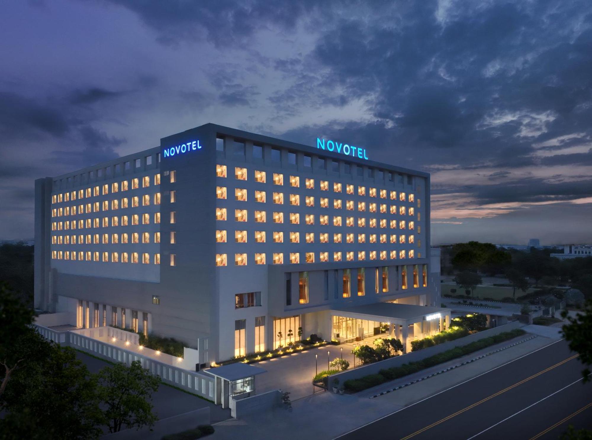 Hotel Novotel Convention Centre Jaipur
