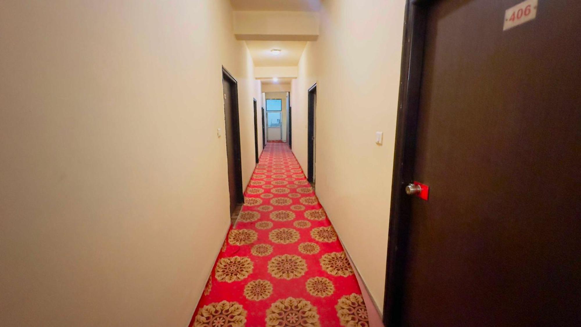 Collection O Jypore Saffron Hotel