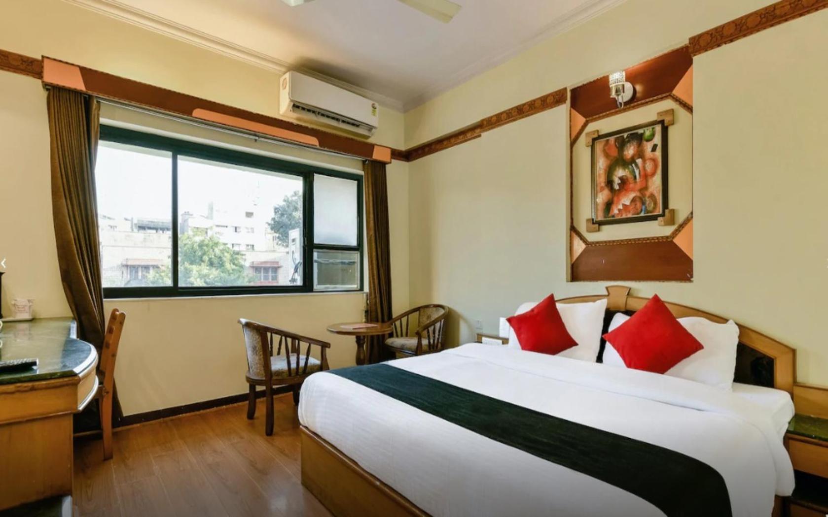 Royal Palazzo Hotel 3*