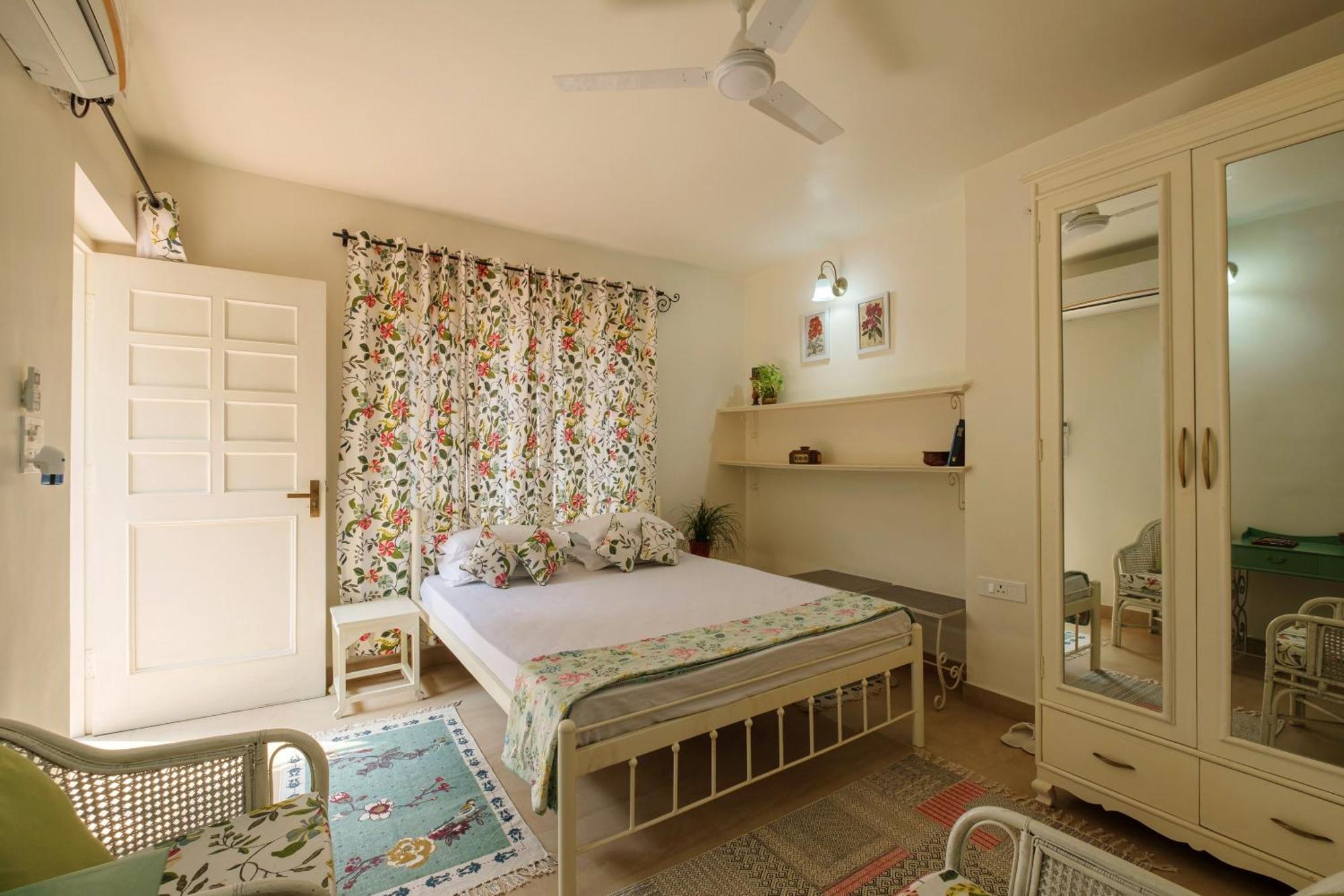 Bed & Breakfast Shree Nikunj - A Luxury Boutique In Jaipur