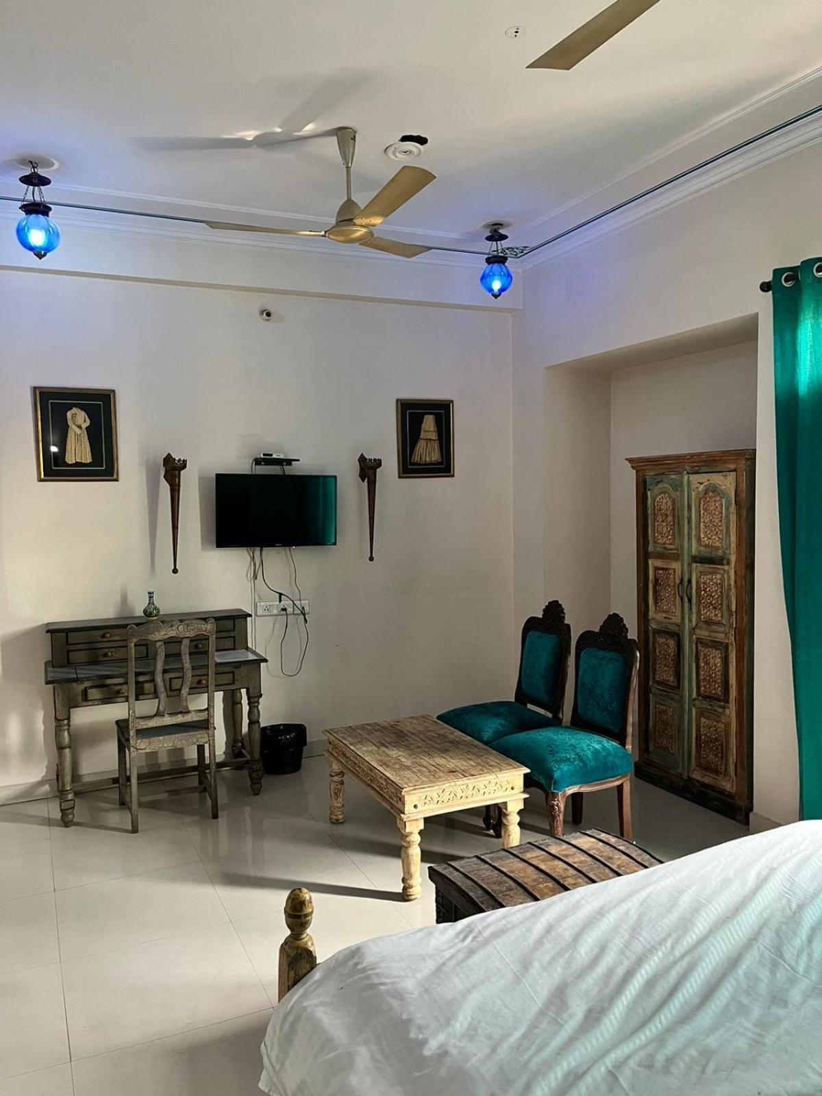 Little Ganesha Hotel 2*