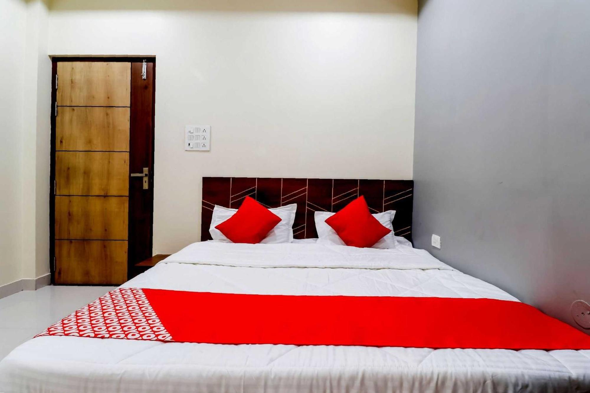 Hotel Flagship Shagun