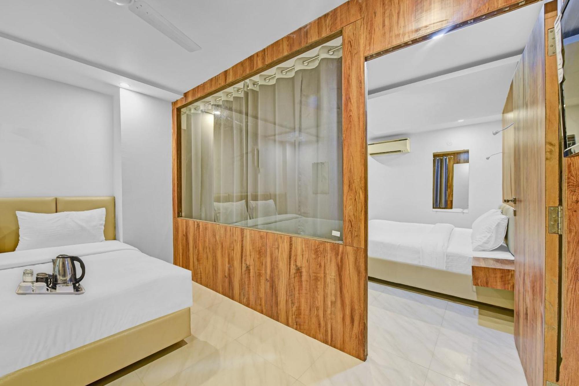 Townhouse The Circle 4*