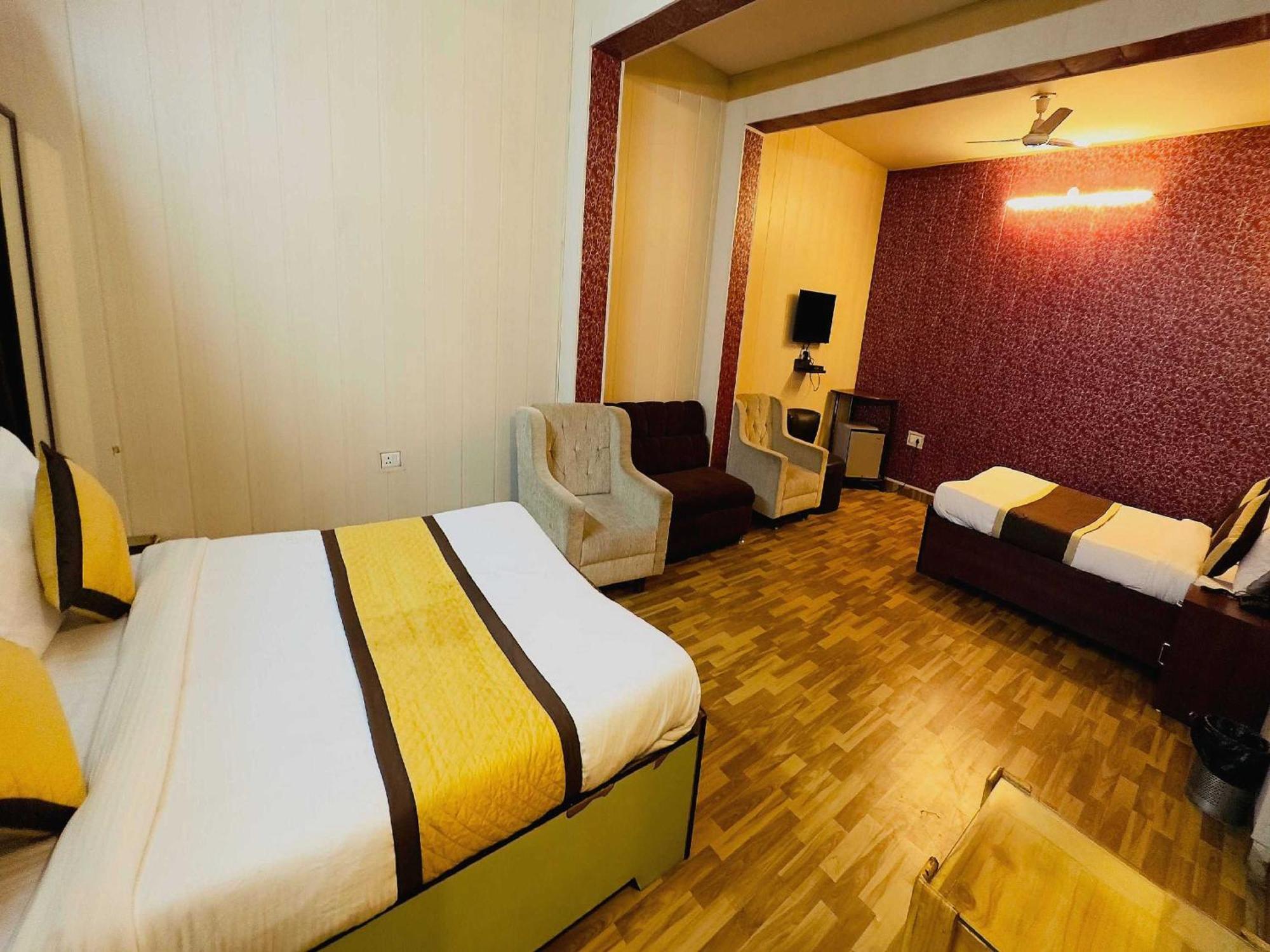 Hotel Collection O Jypore Saffron Jaipur