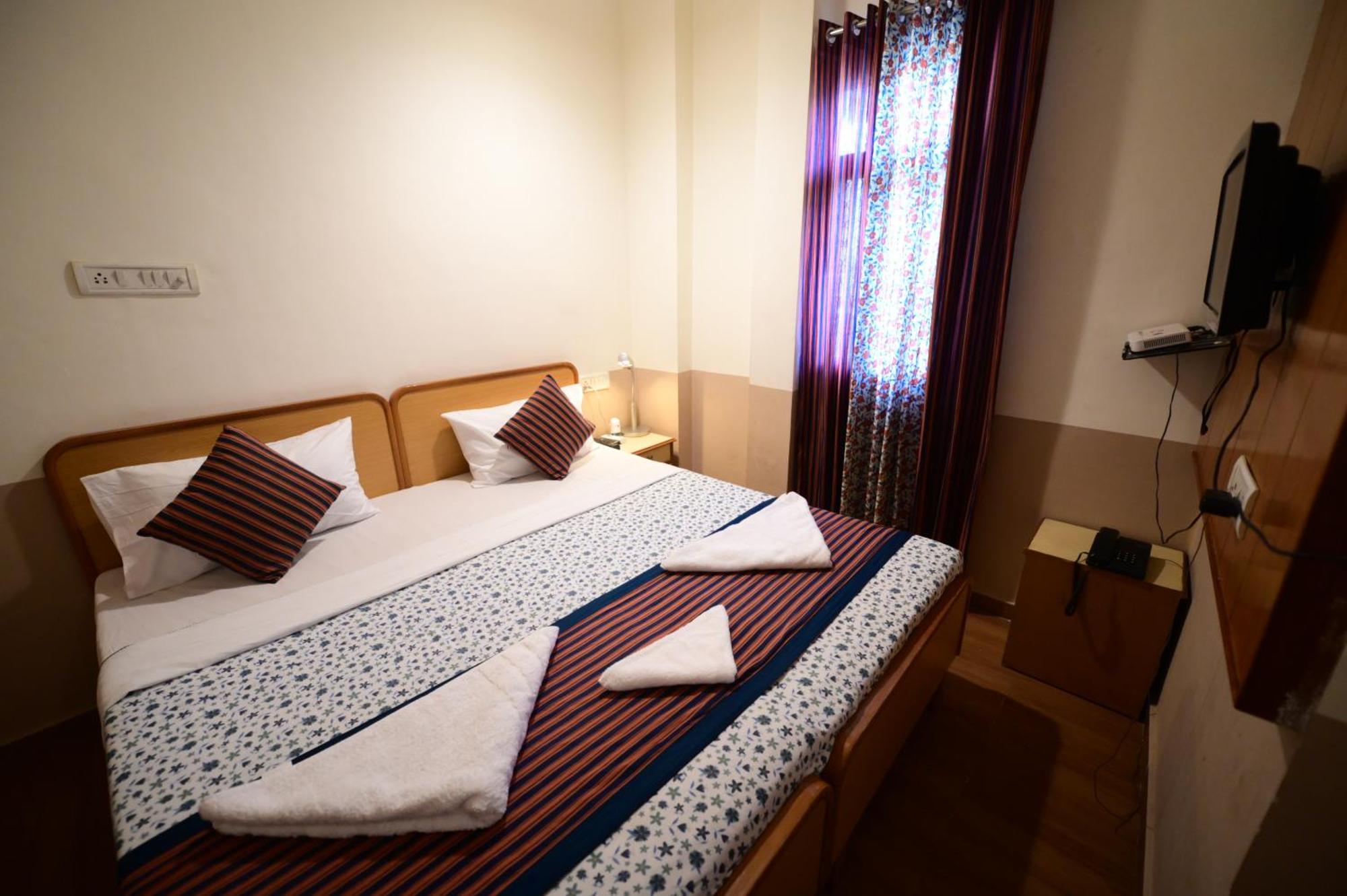 Chitra Katha - A Story Per Hotel