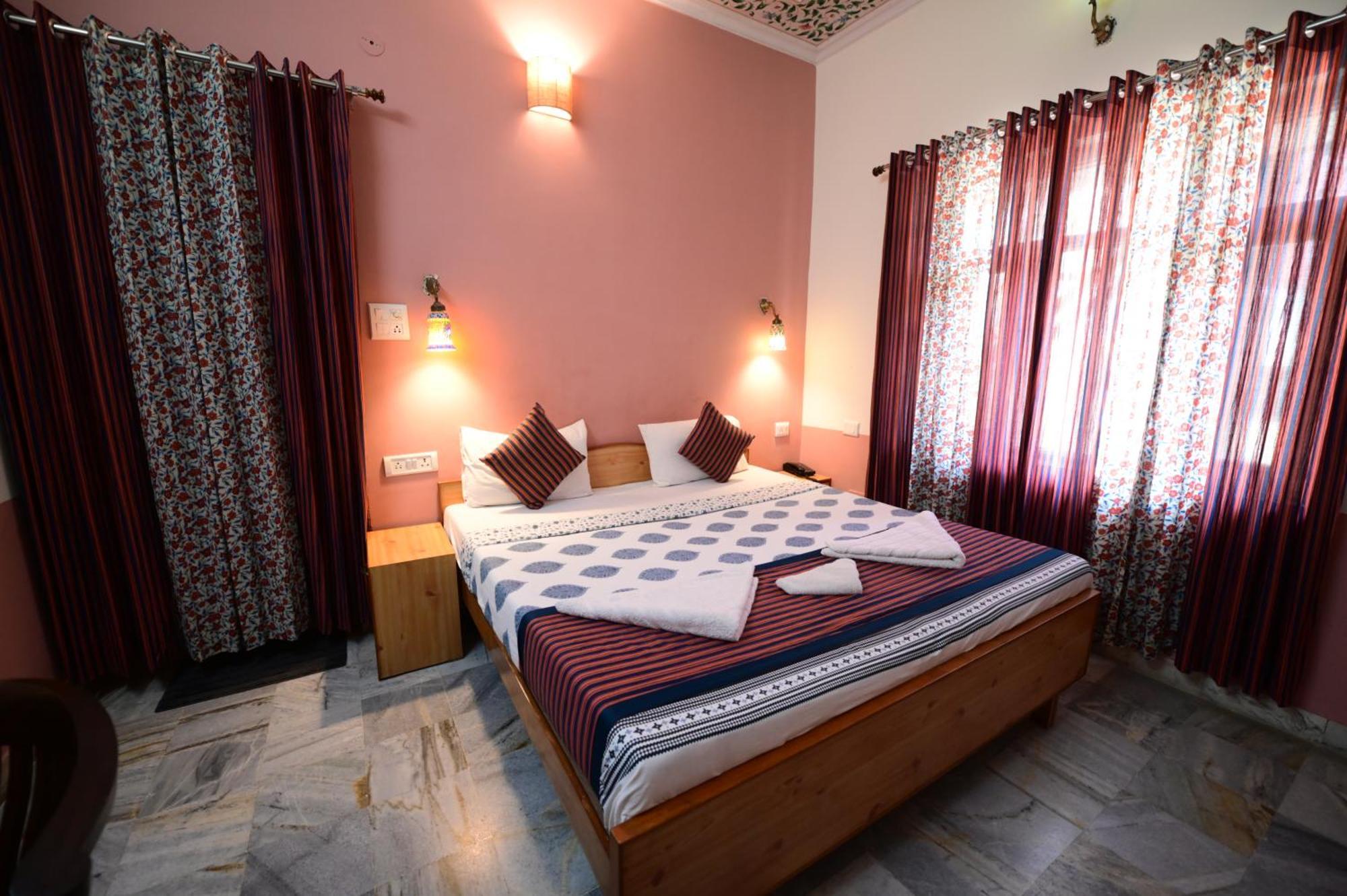 Chitra Katha - A Story Per Hotel Jaipur