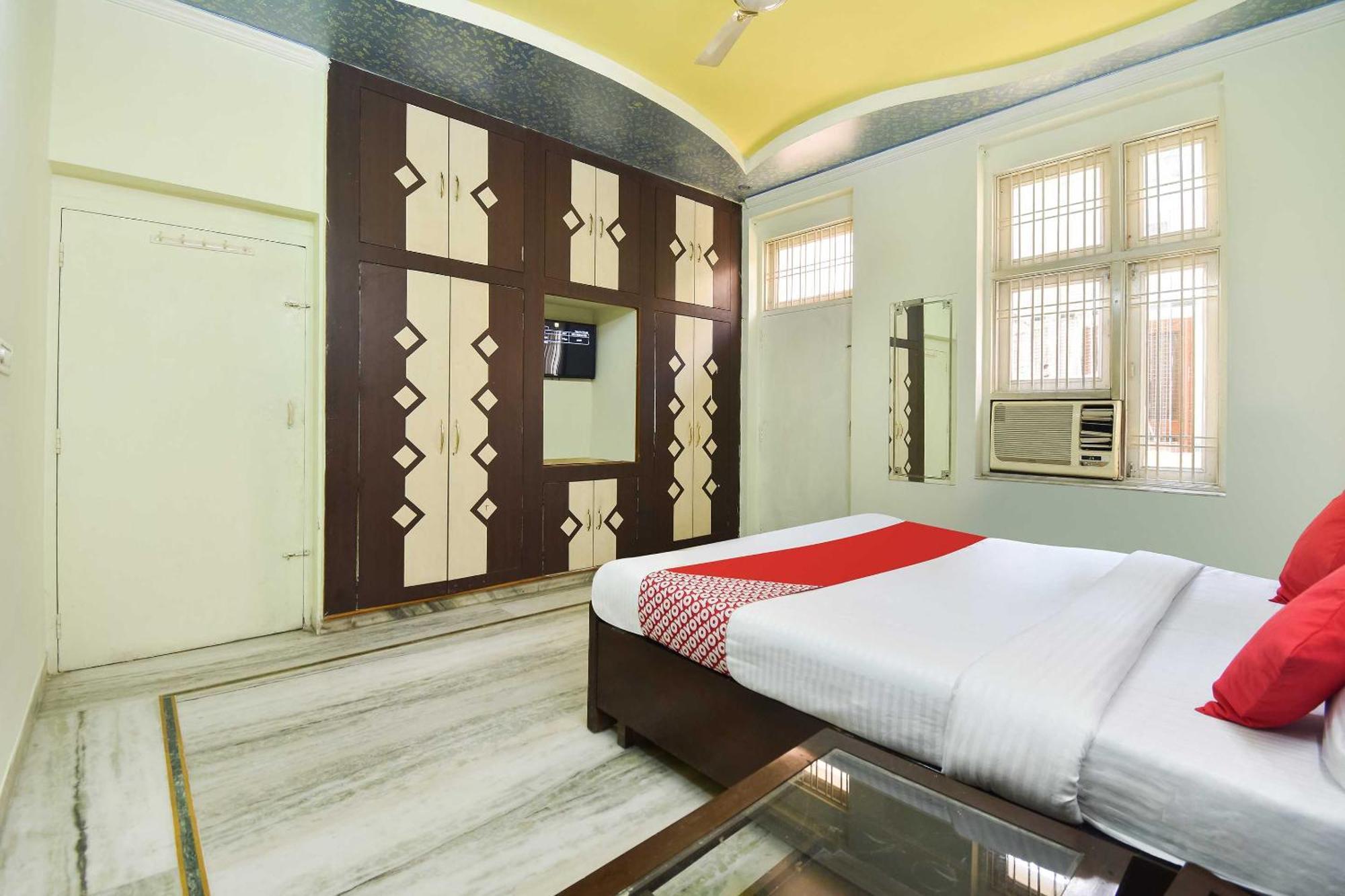 Hotel Flagship Shagun