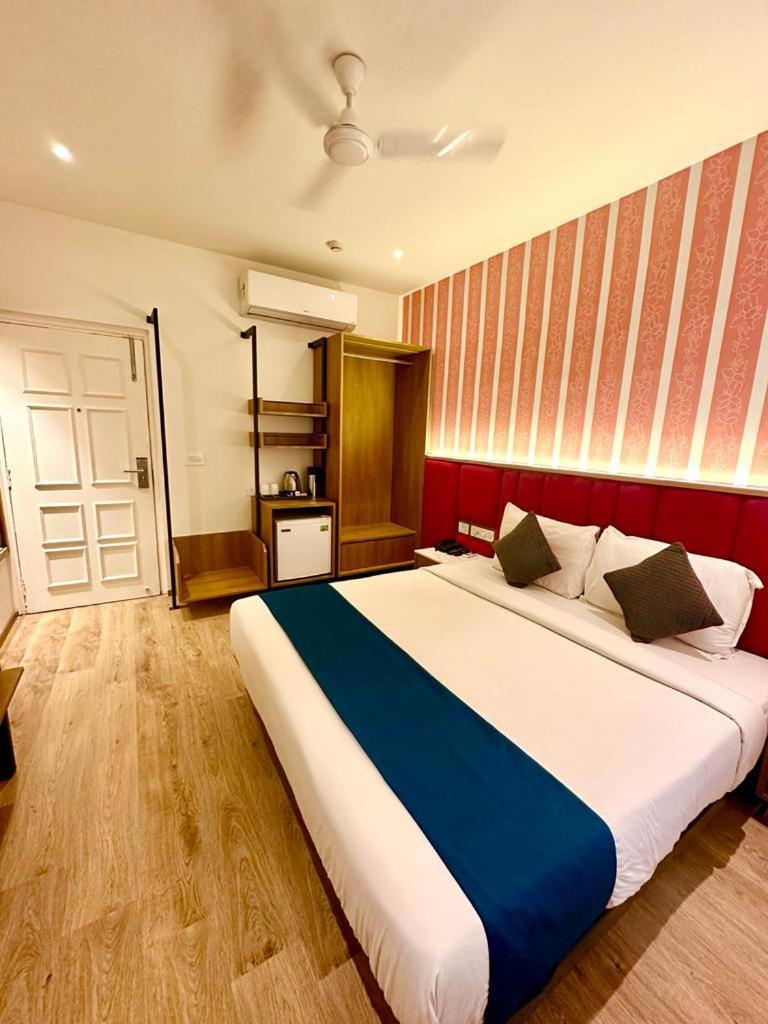 Mystic Falls Hotel 3*