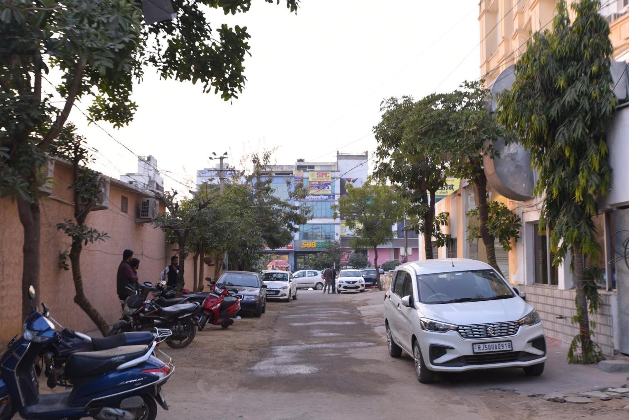 C-9 3* Jaipur