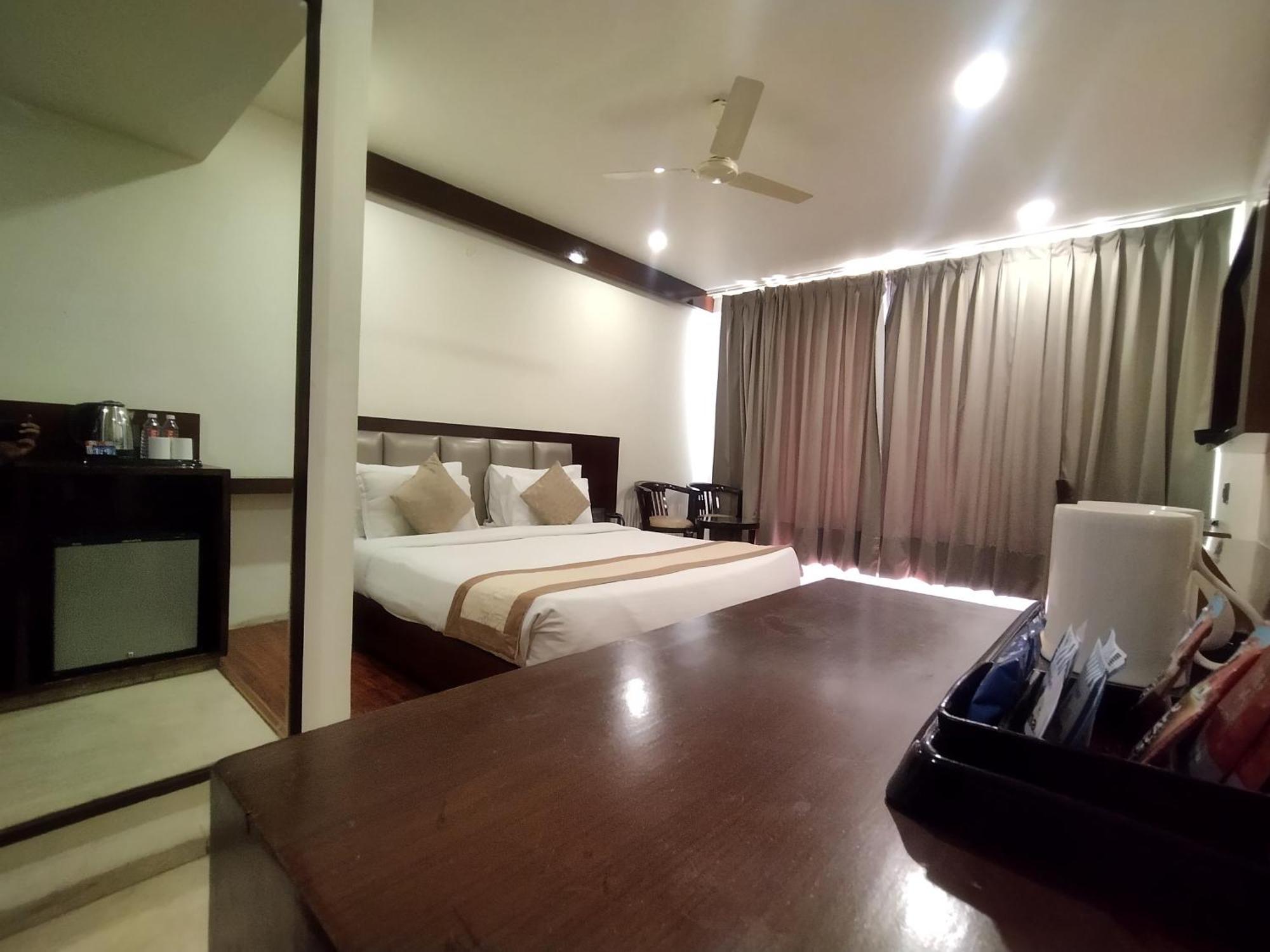 Hotel Tgi Apple 3*