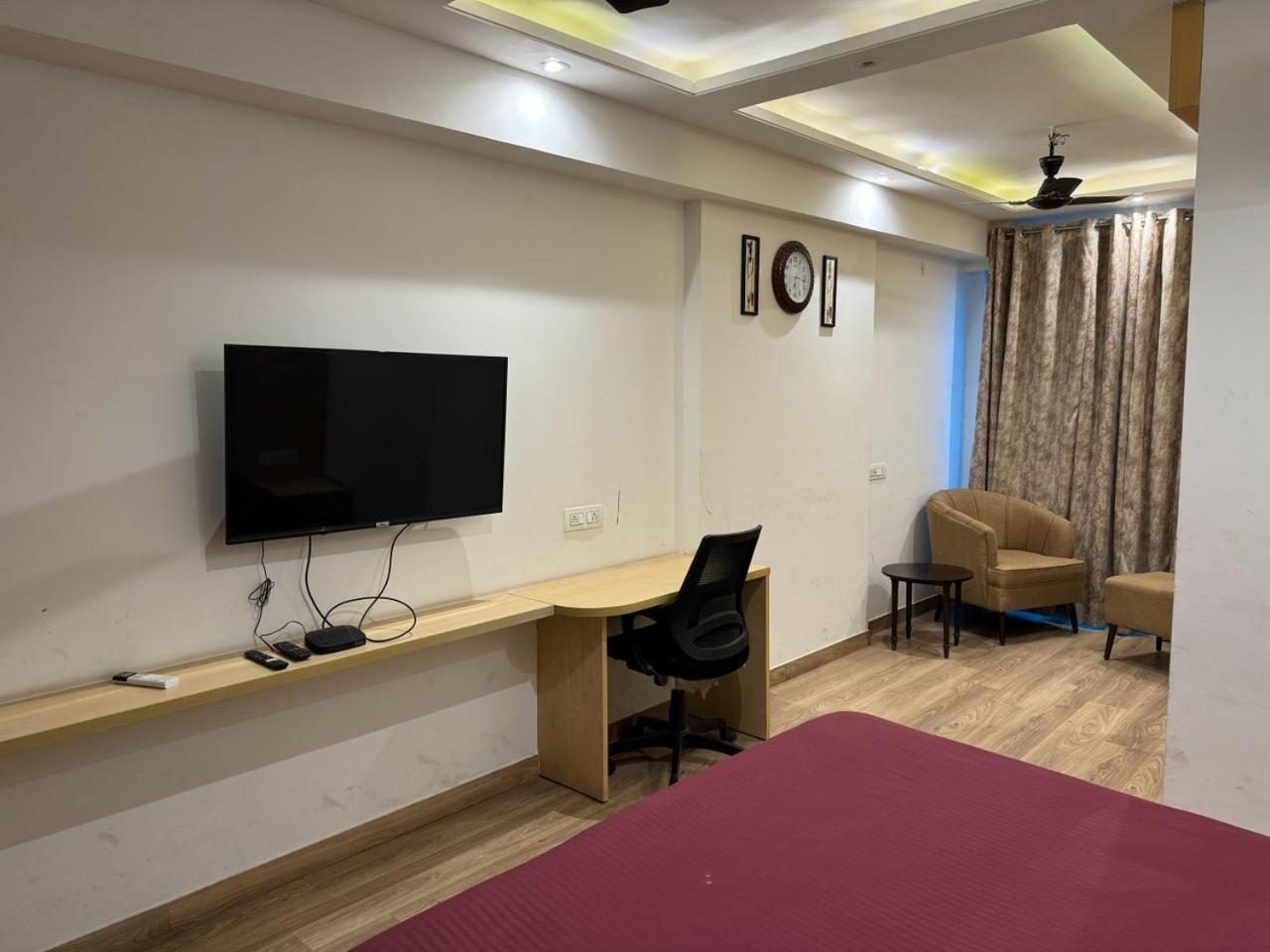 Zen Den Grand Anukampa Apartment