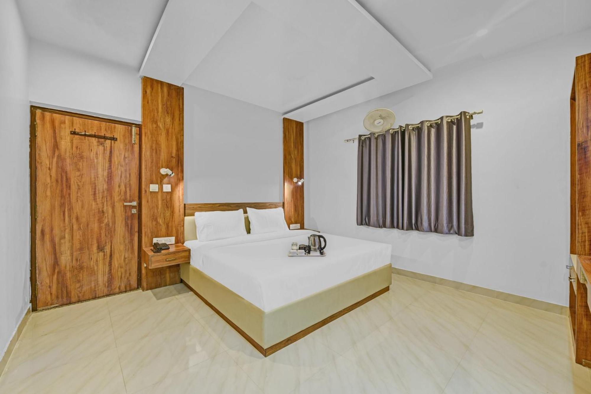 Hotel Townhouse The Circle 4*