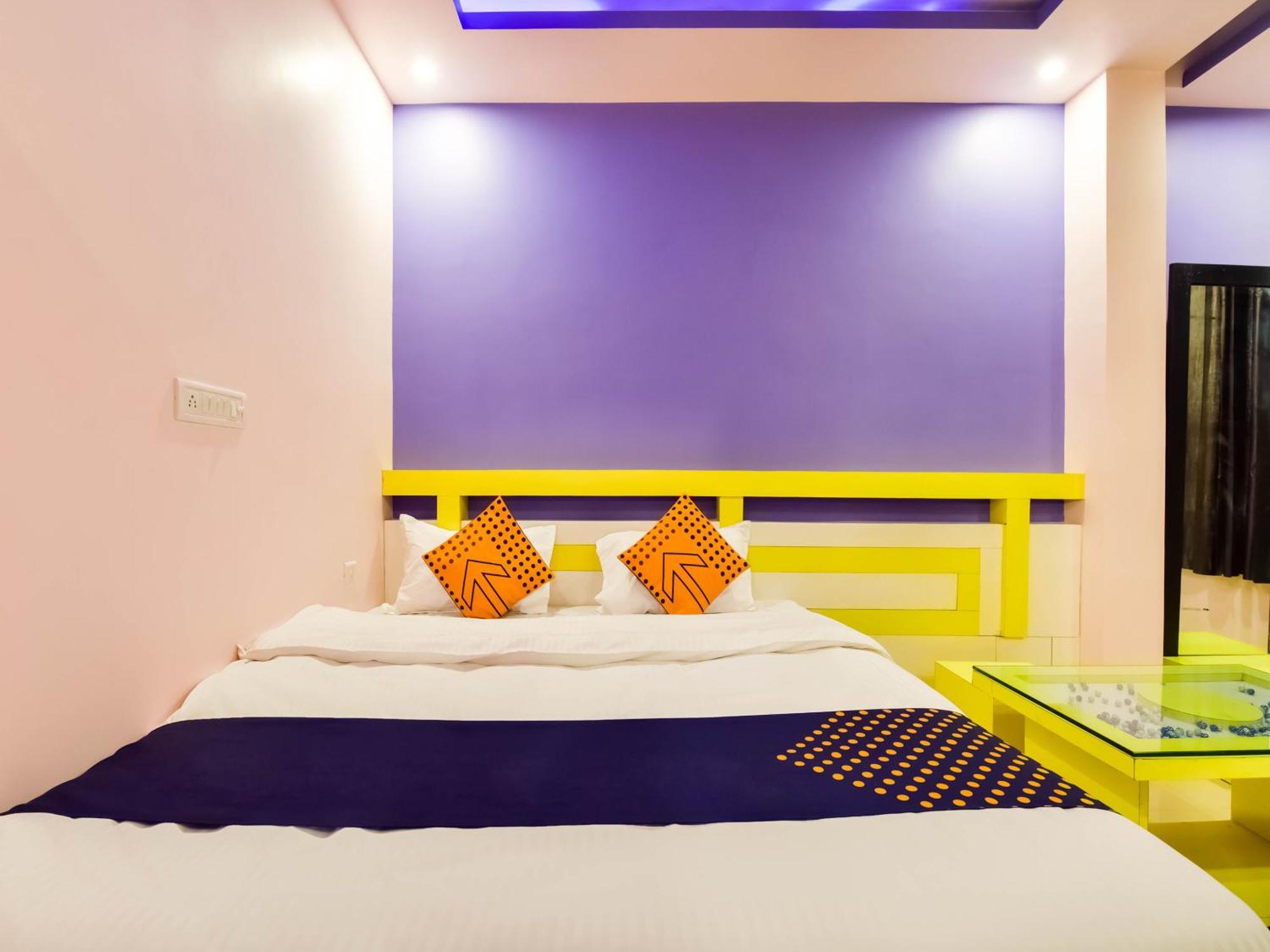 Spot On Shree Agarwal's Hotel 2*