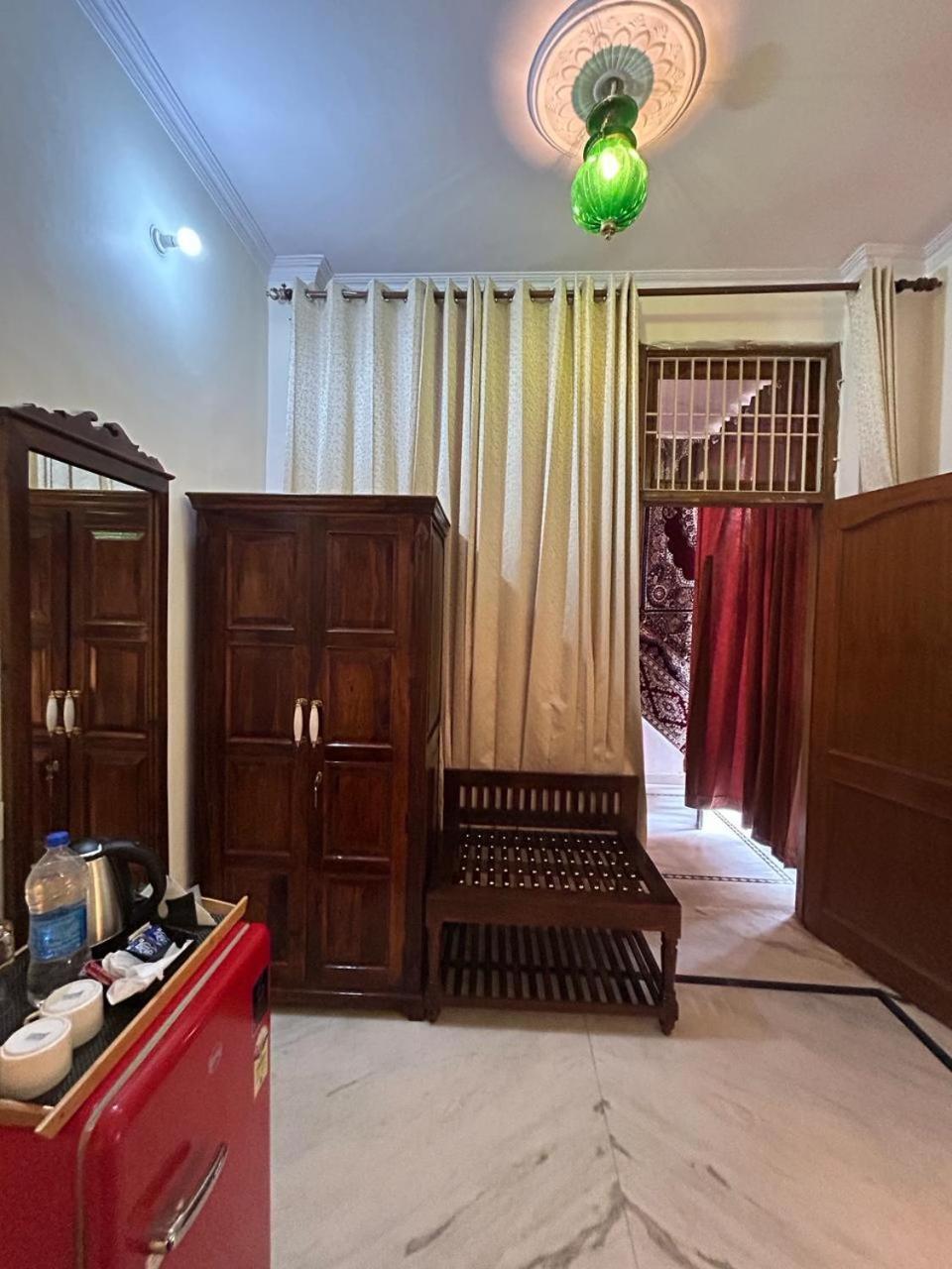 Homestay Mahlan Haveli *
