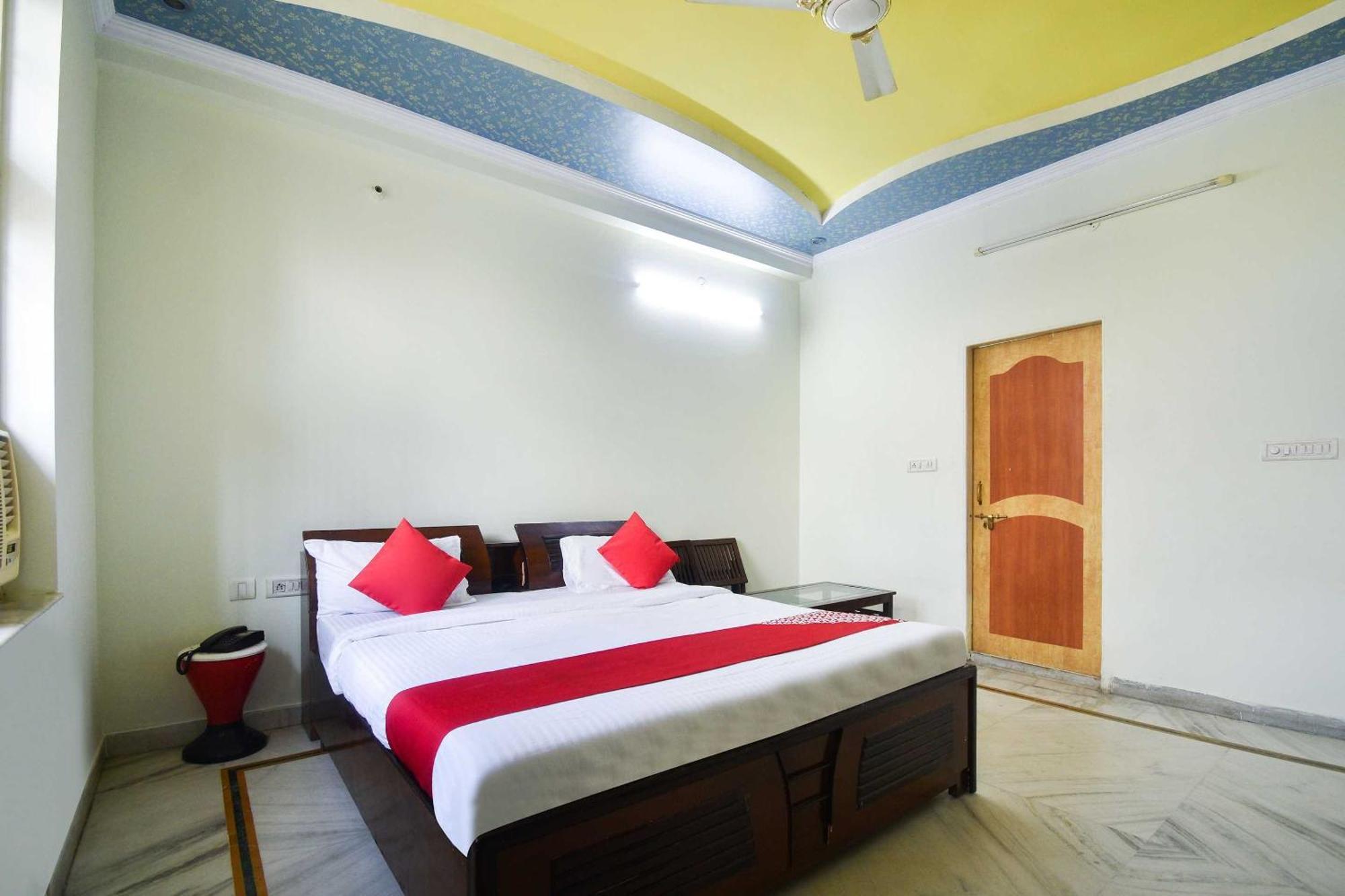 Flagship Shagun Hotel
