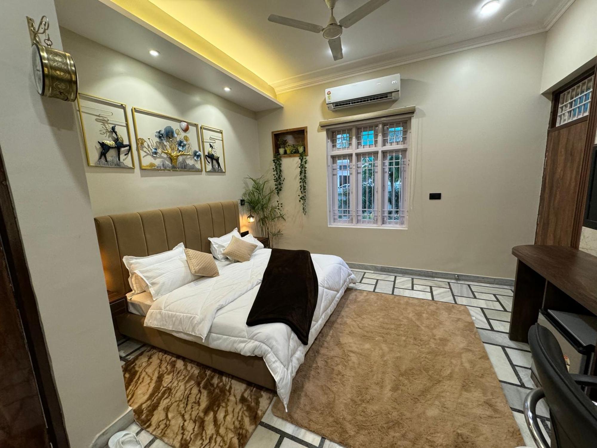 Guest house House No 87a *