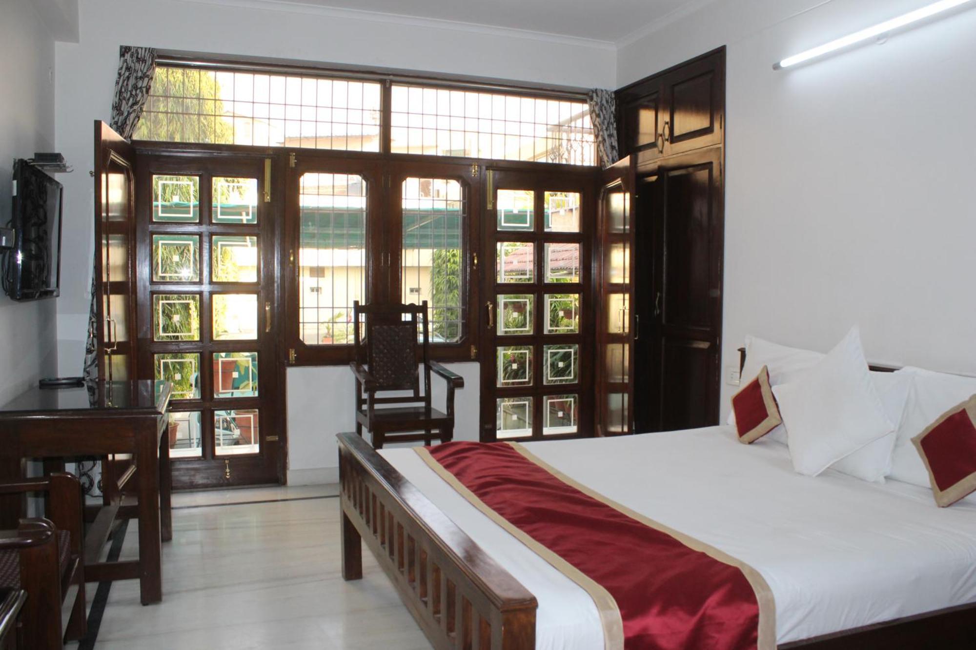 Sukhvilas Bed & Breakfast 2*