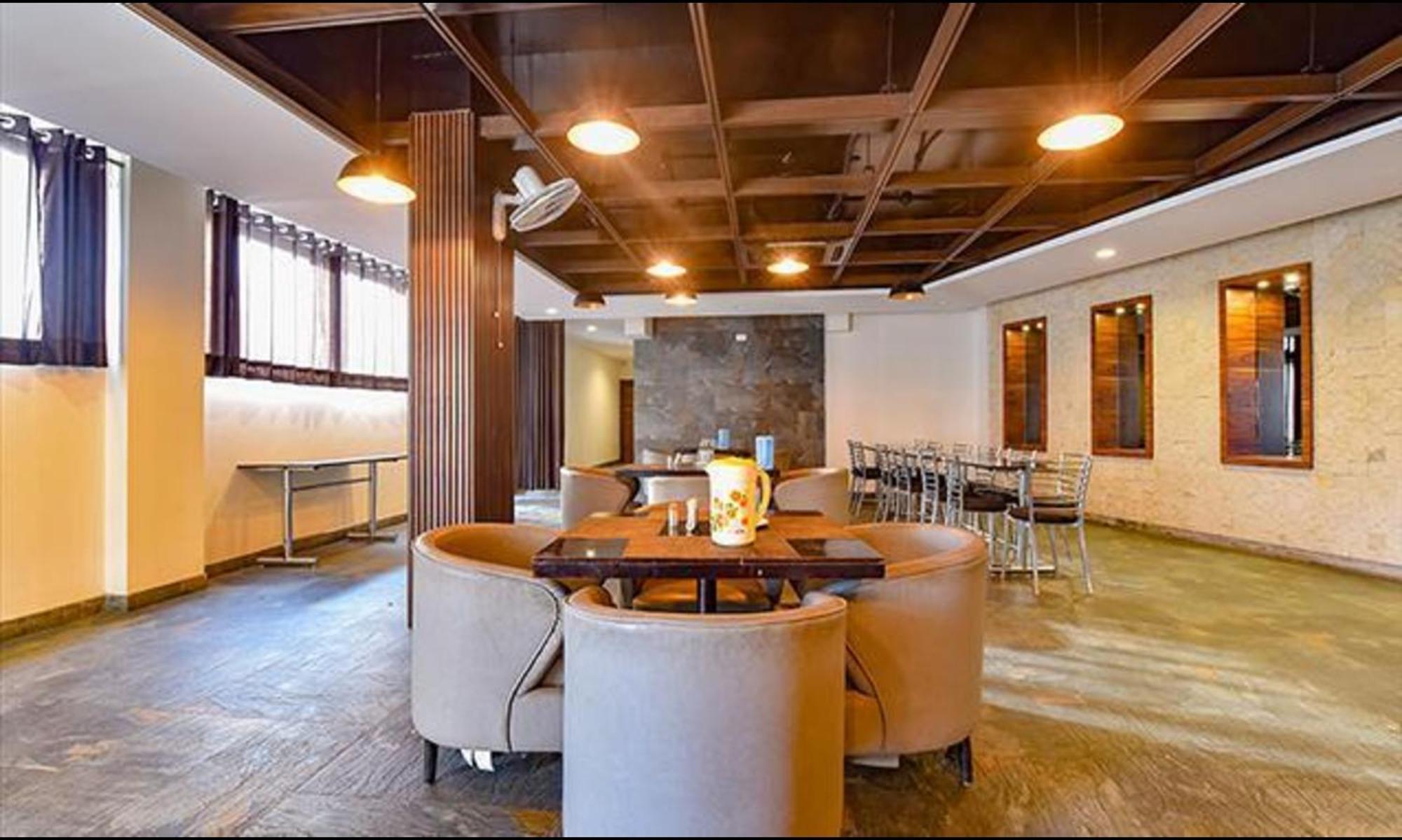 Hotel Fabhotel The Wind Palace Jaipur