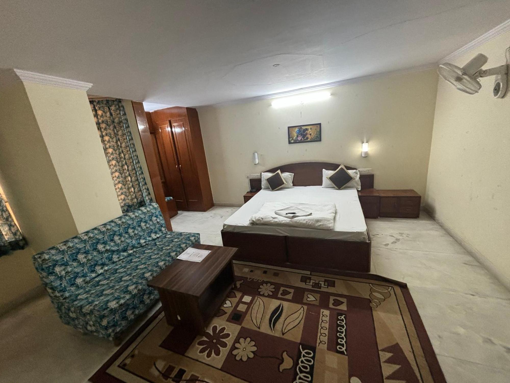 Hotel Siddhi Vinayak Station Road Jaipur