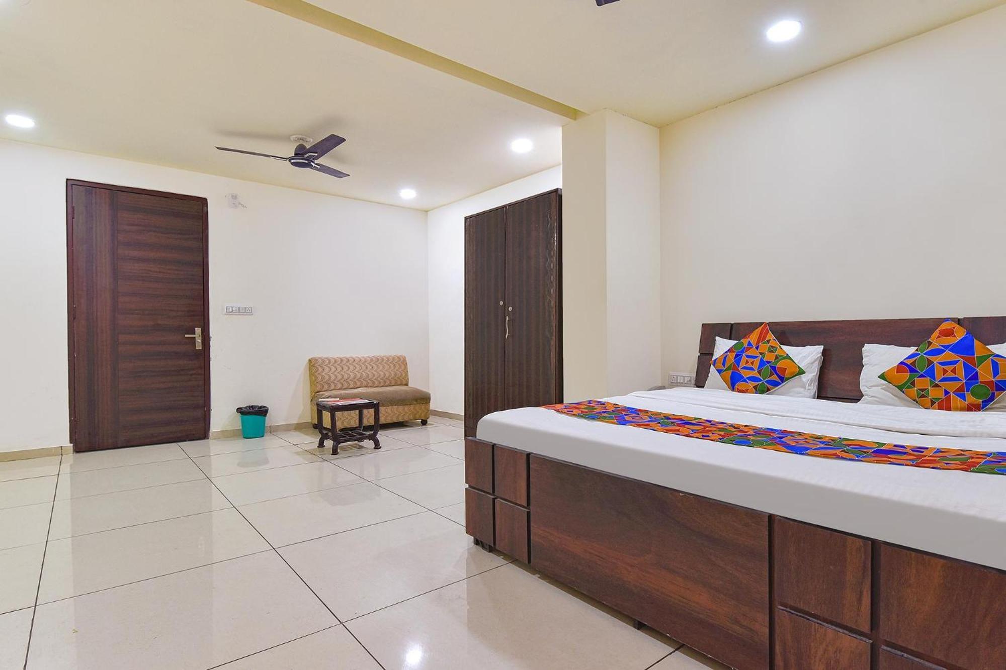 Fabhotel Monark 4*