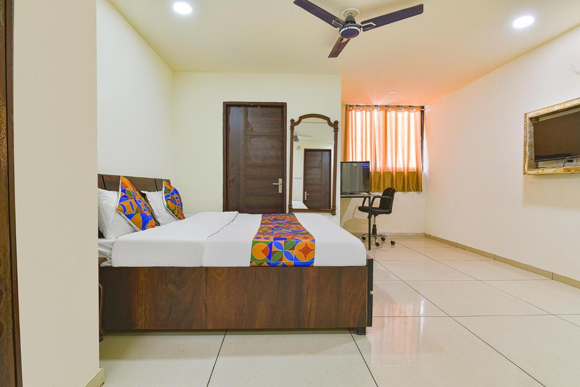 Hotel Fabhotel Monark 4*