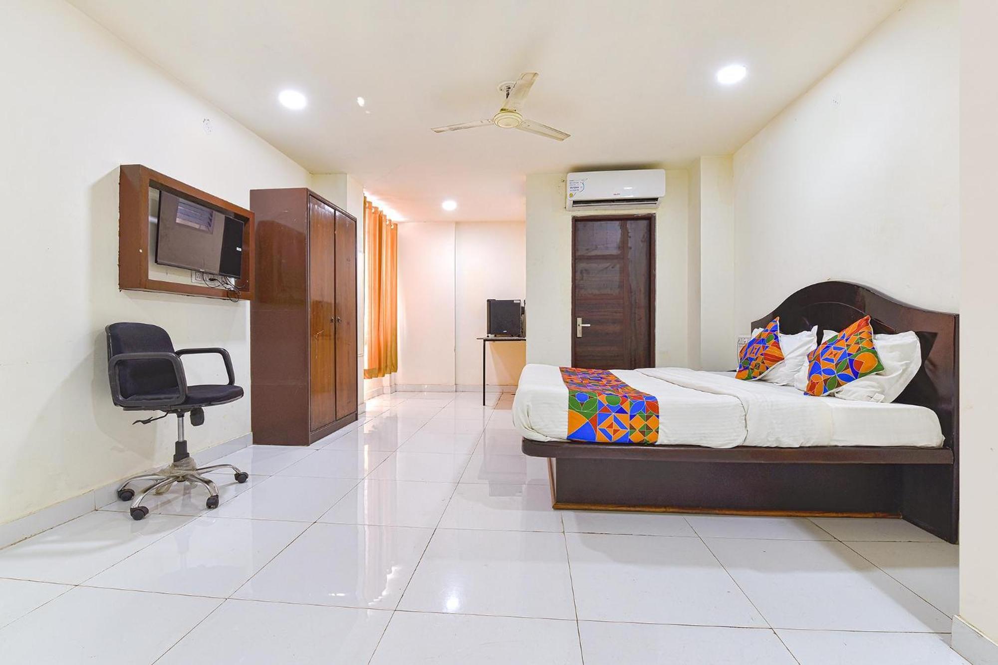 Fabhotel Monark 4*