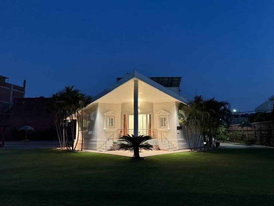 Palm Familia By Palm Leisure Jaipur