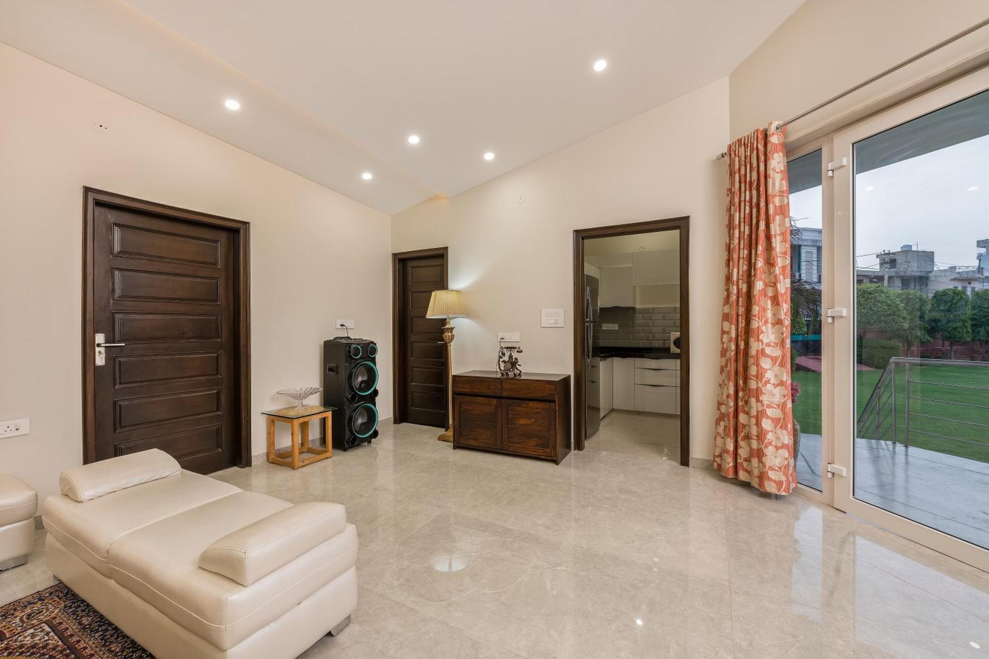 Palm Familia By Palm Leisure Jaipur