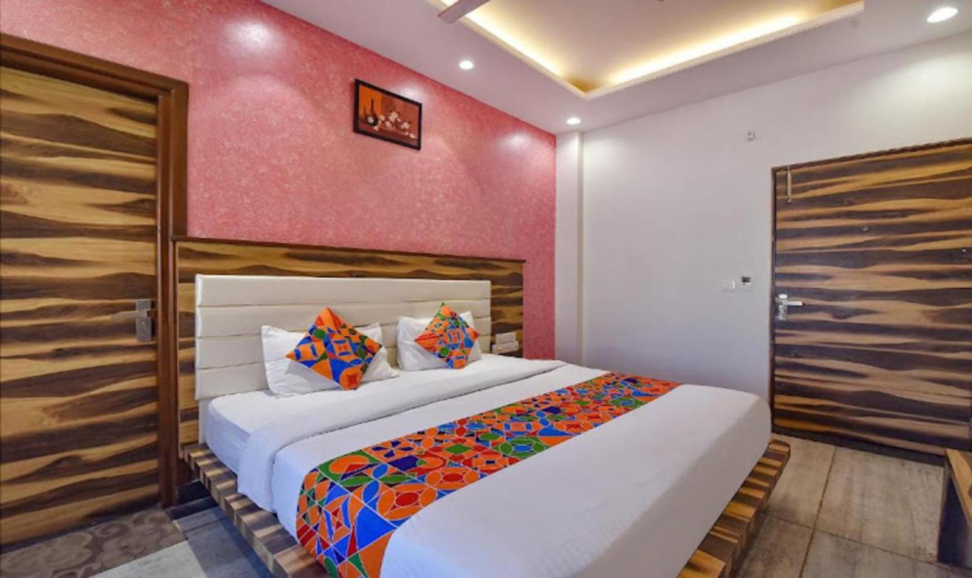 Hotel Fabhotel The Wind Palace Jaipur