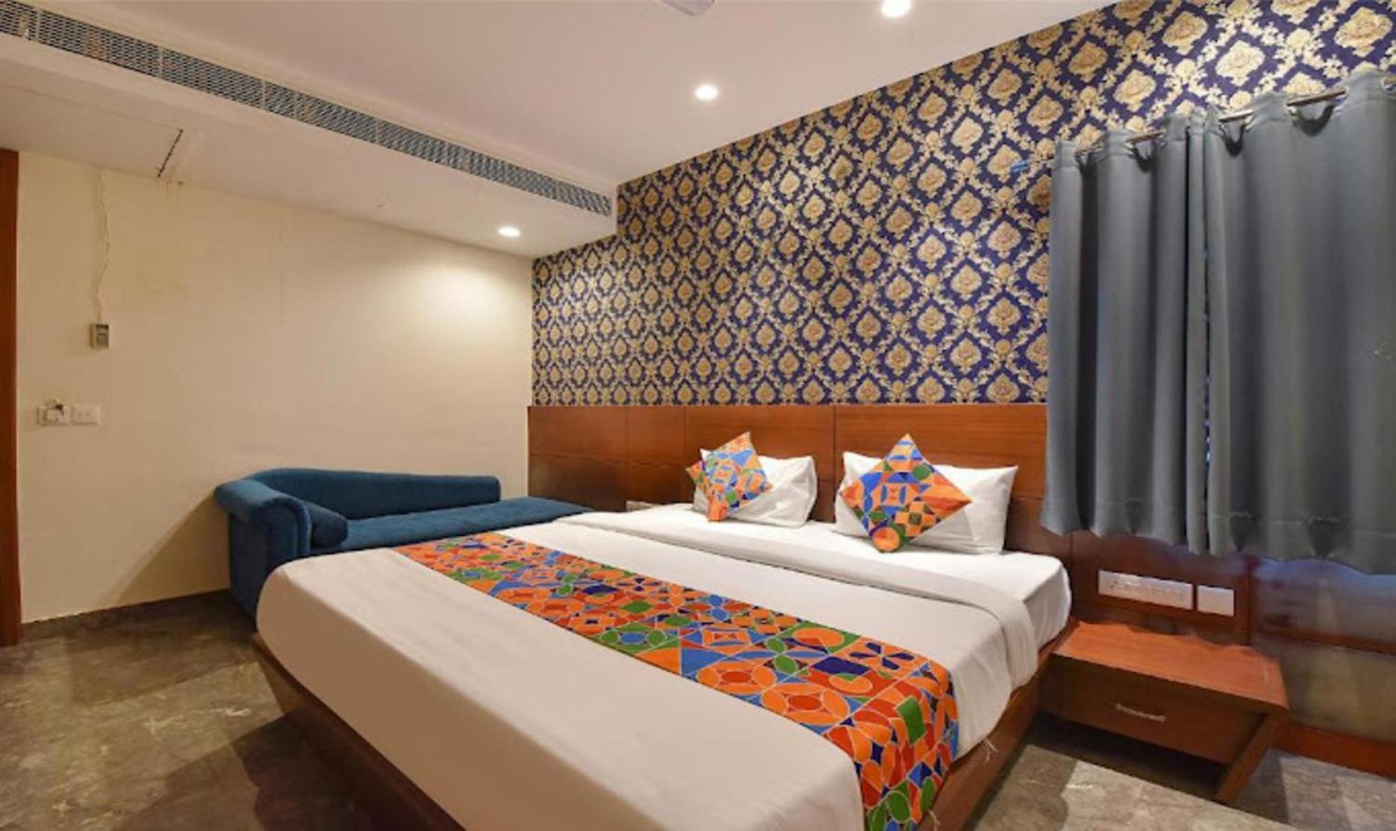 Fabhotel The Wind Palace Hotel Jaipur