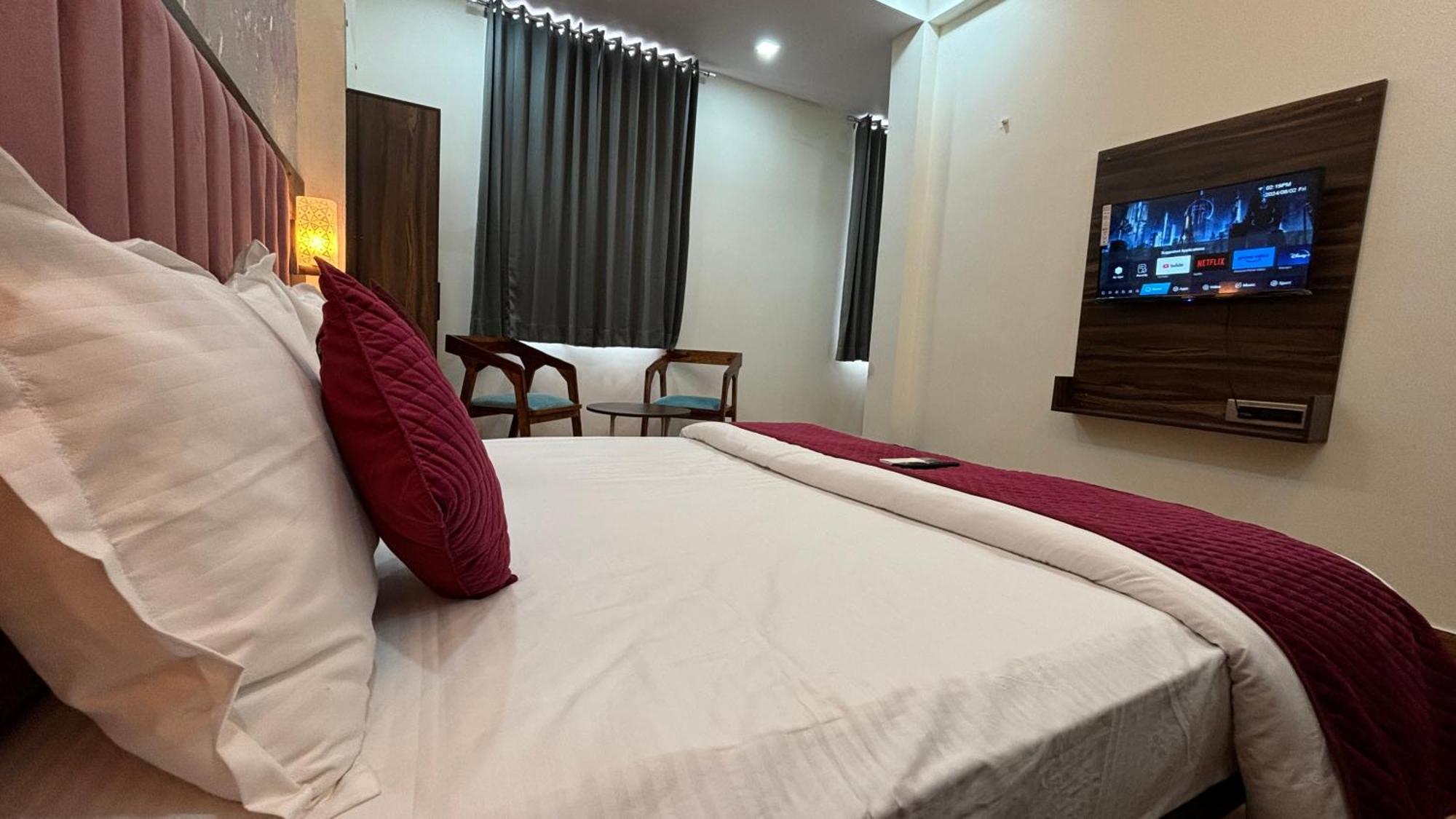Down Town Hotel Jaipur