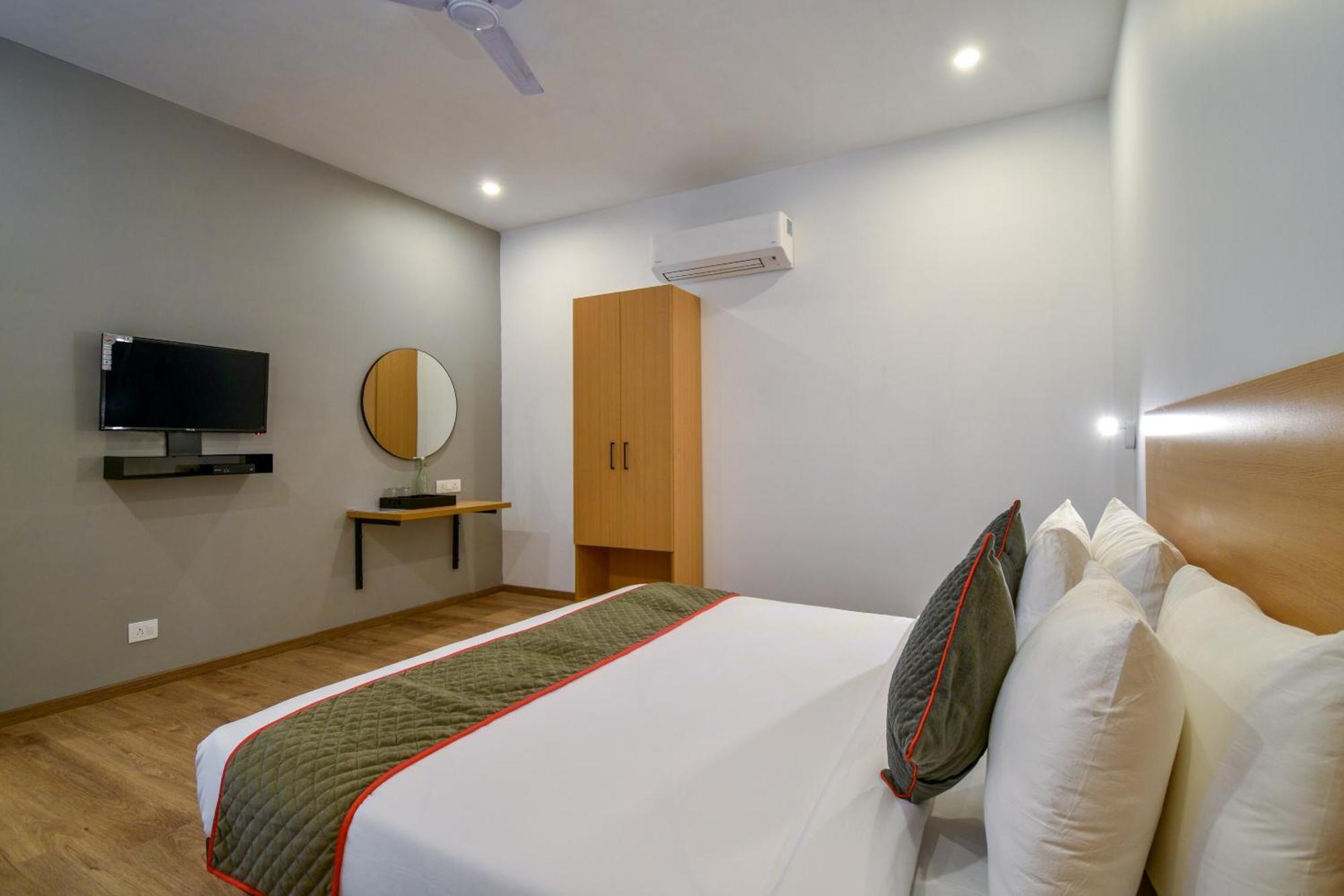 Townhouse Kg Estate Hotel 4*