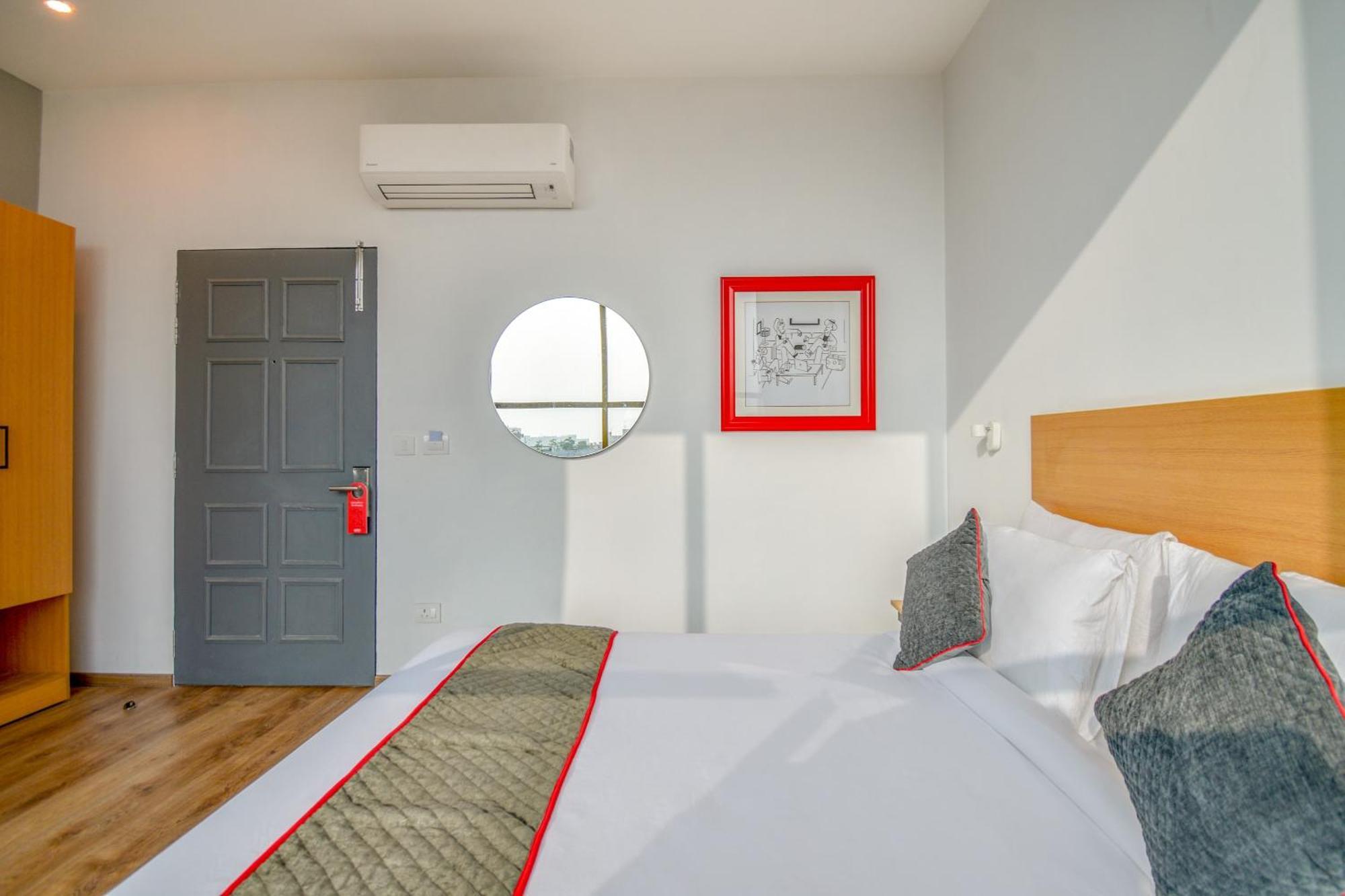 Townhouse Kg Estate Hotel