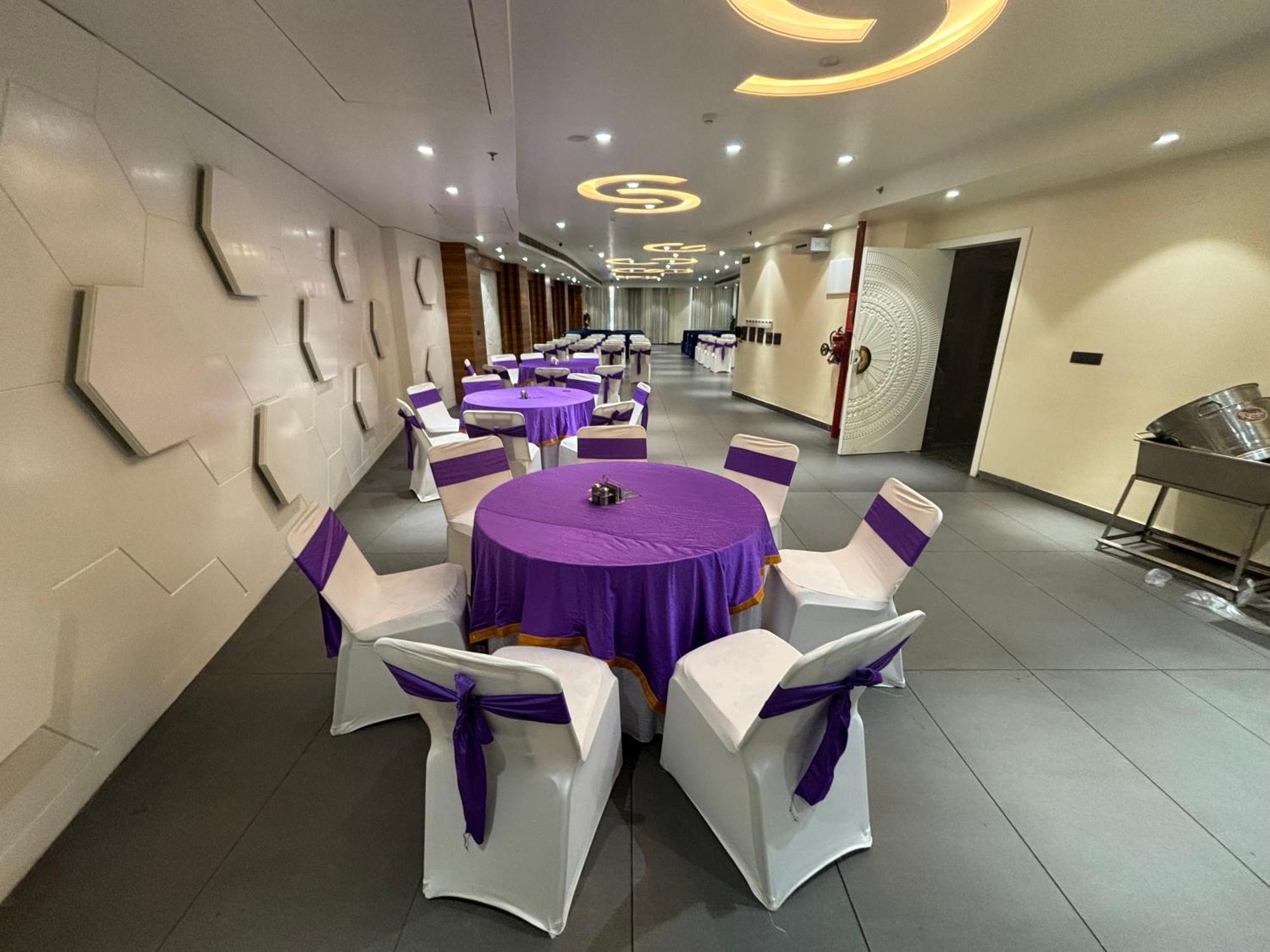 Anju Shree Inn-near Airport Terminal 1 Hotel