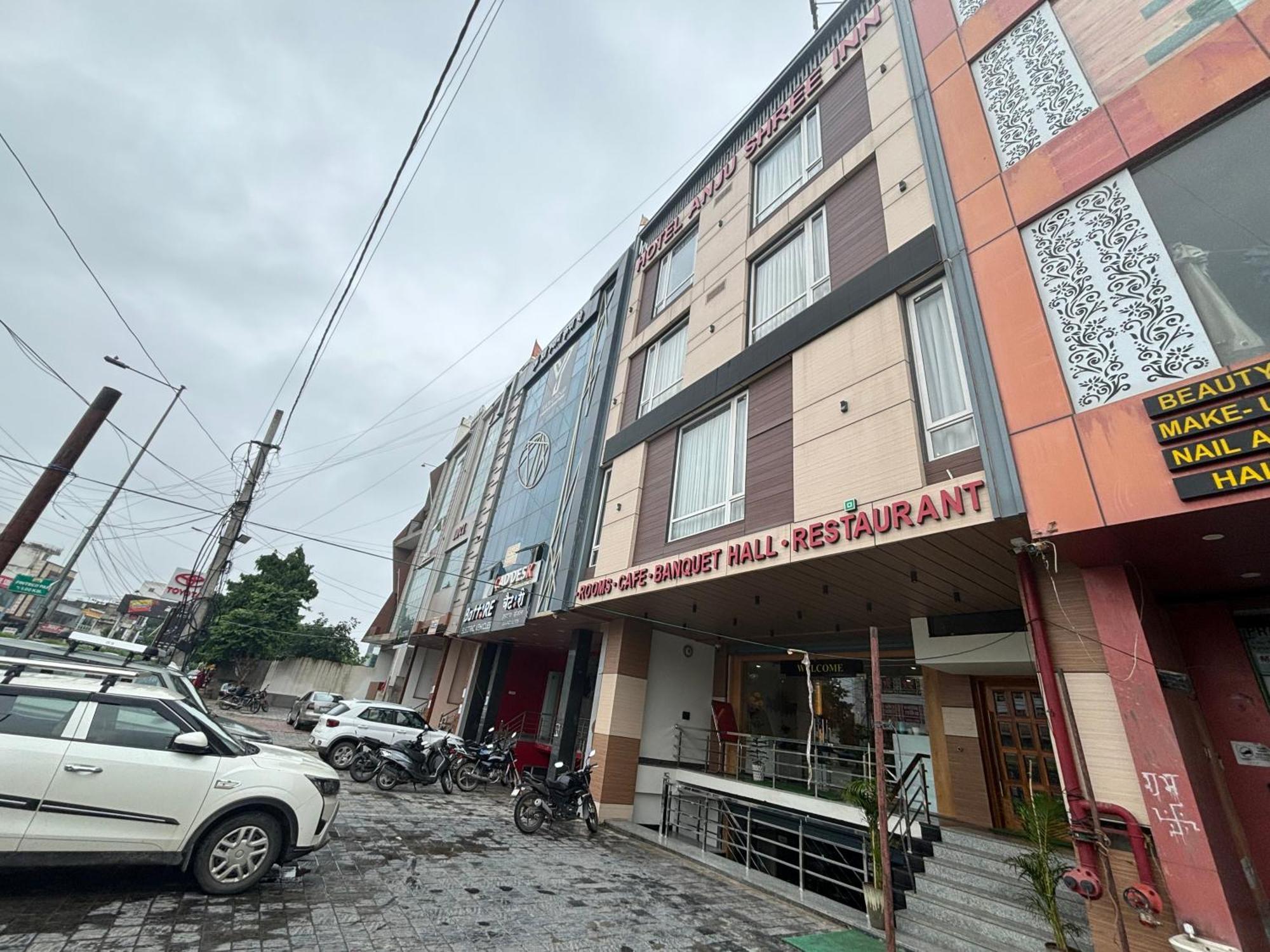 Hotel Anju Shree Inn-near Airport Terminal 1 Jaipur