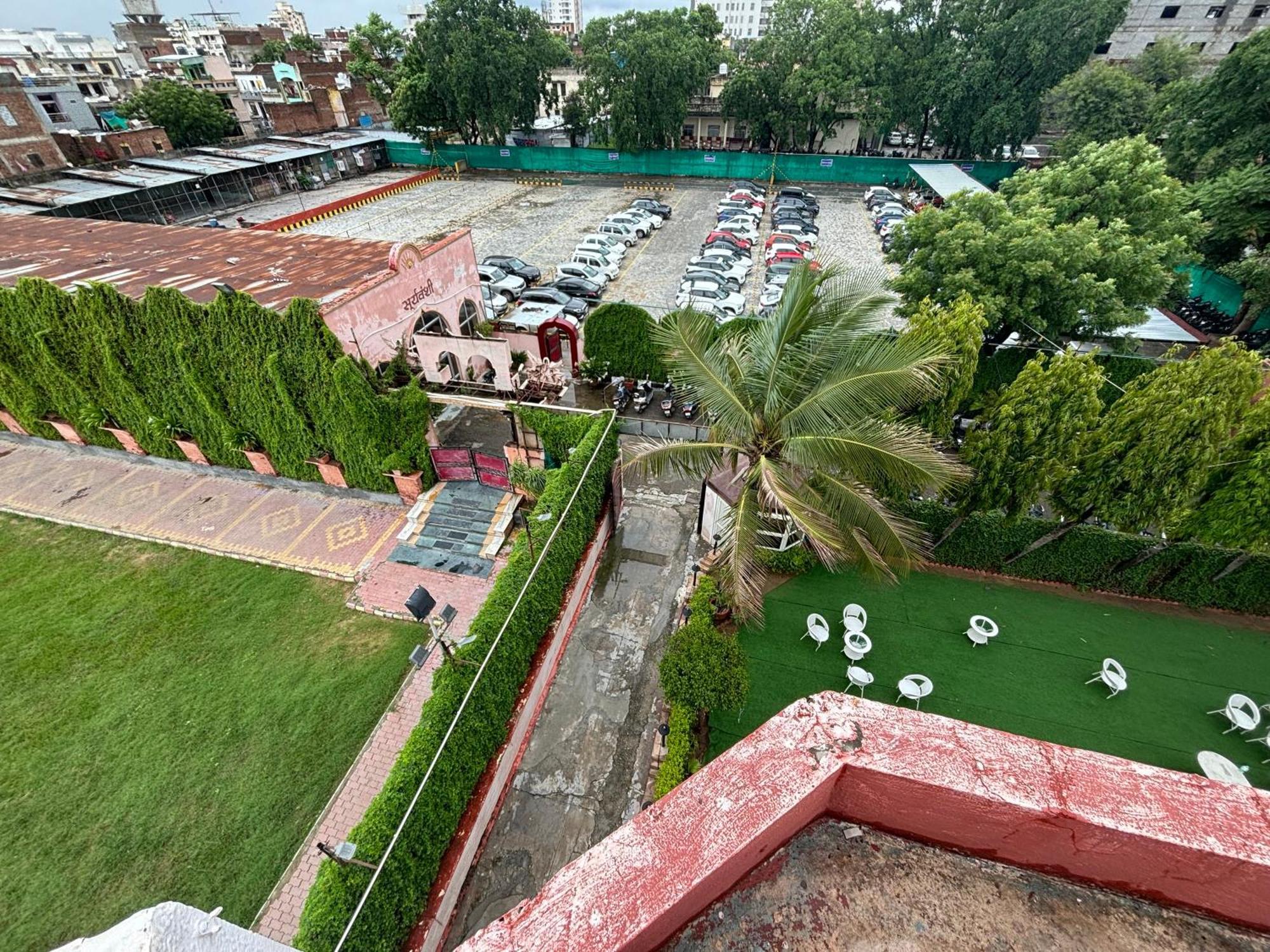 Hotel Maya International