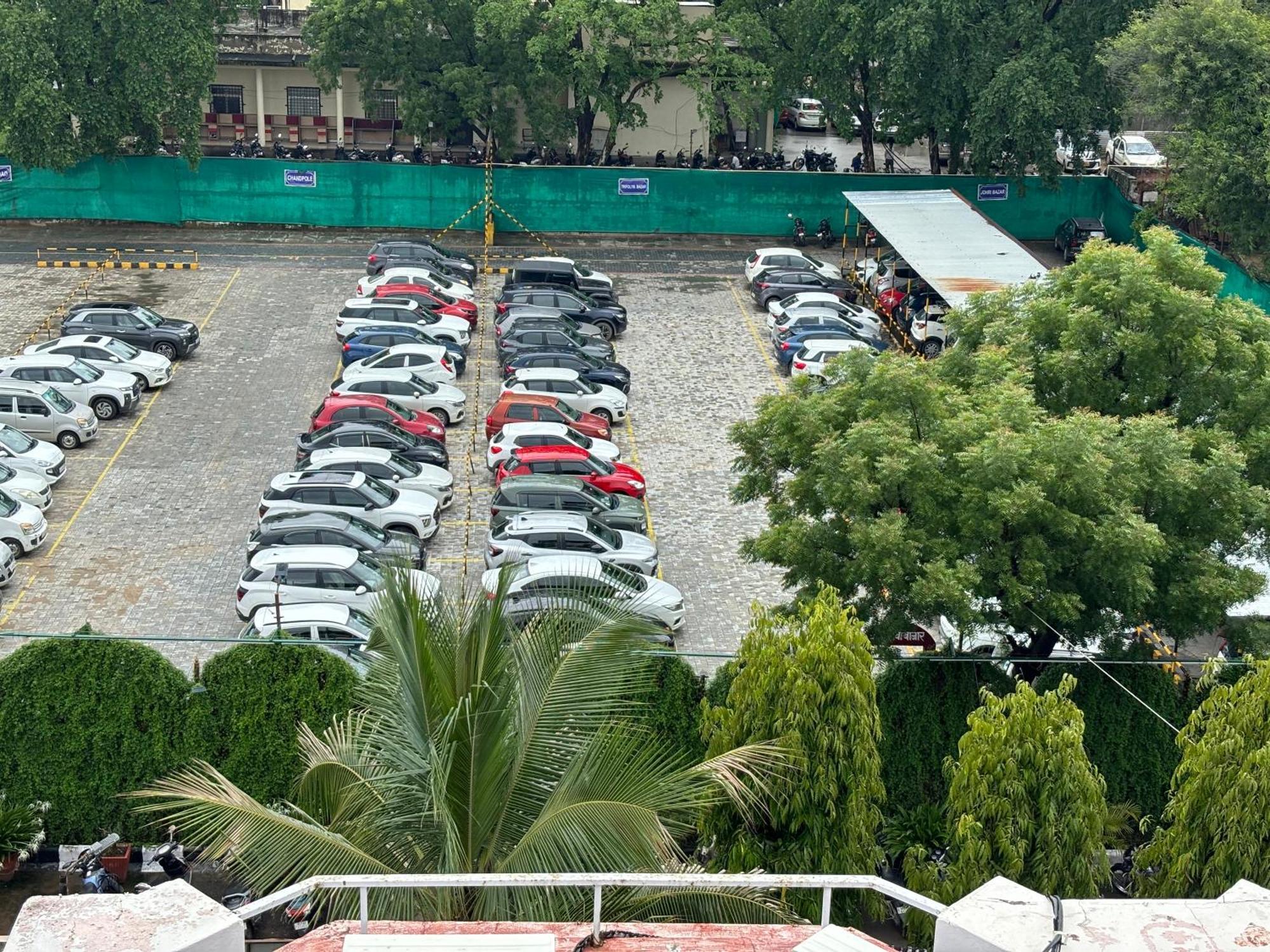 Hotel Maya International