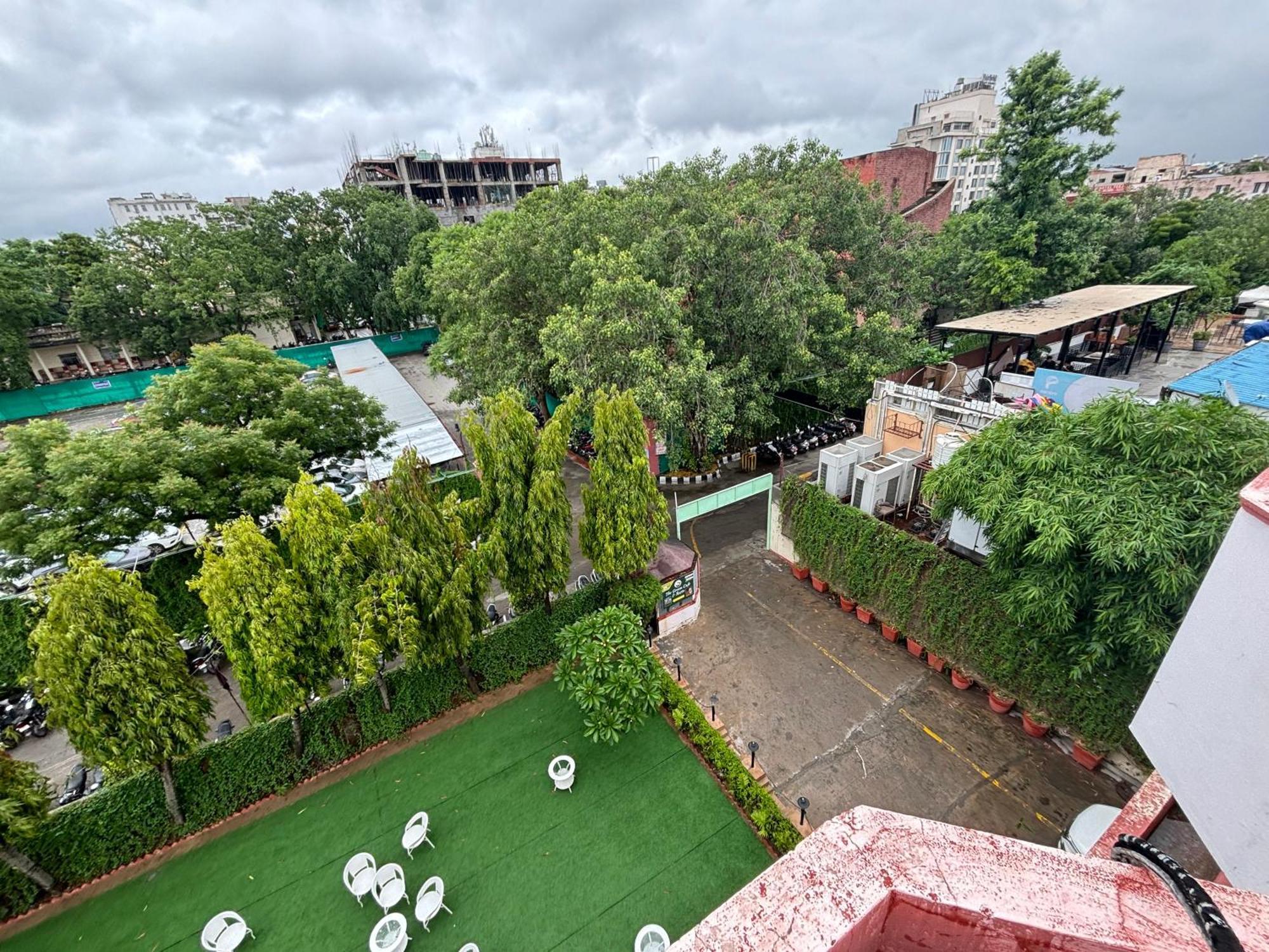 Maya International Hotel 3*
