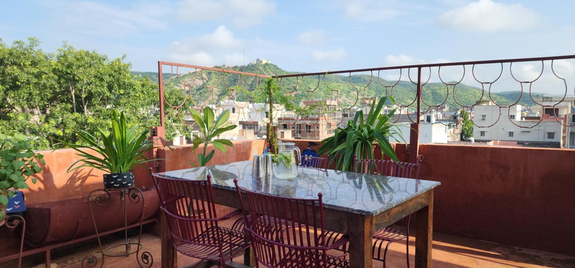 Chillout - A Boutique & Rooftop Restaurant Hotel 3*