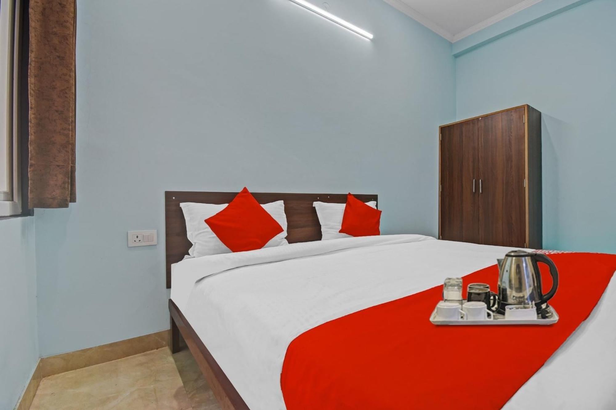 O Ansh Plaza Hotel 4*