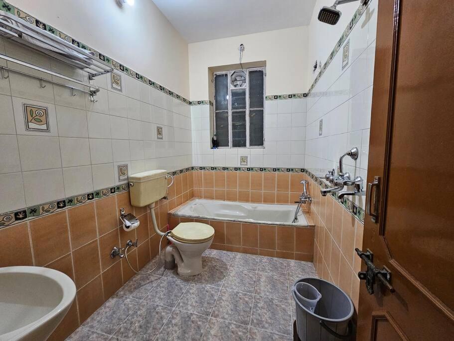 Kaushik House - Luxury Garden Homestay Near Vaishali Nagar Apartment Jaipur