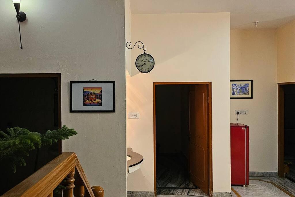 Apartment Kaushik House - Luxury Garden Homestay Near Vaishali Nagar *