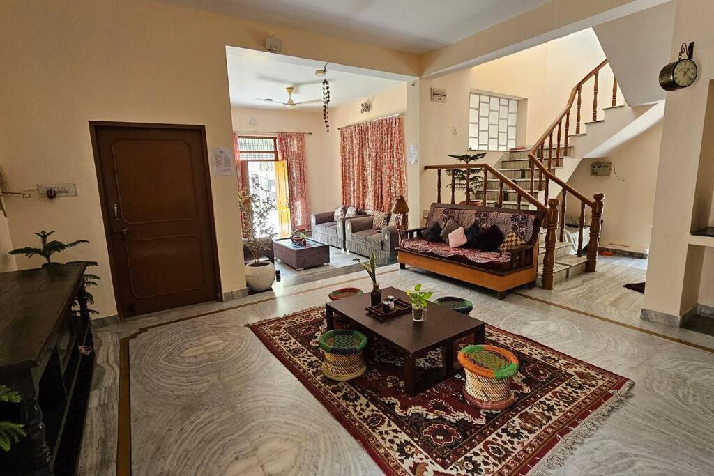 Kaushik House - Luxury Garden Homestay Near Vaishali Nagar Apartment