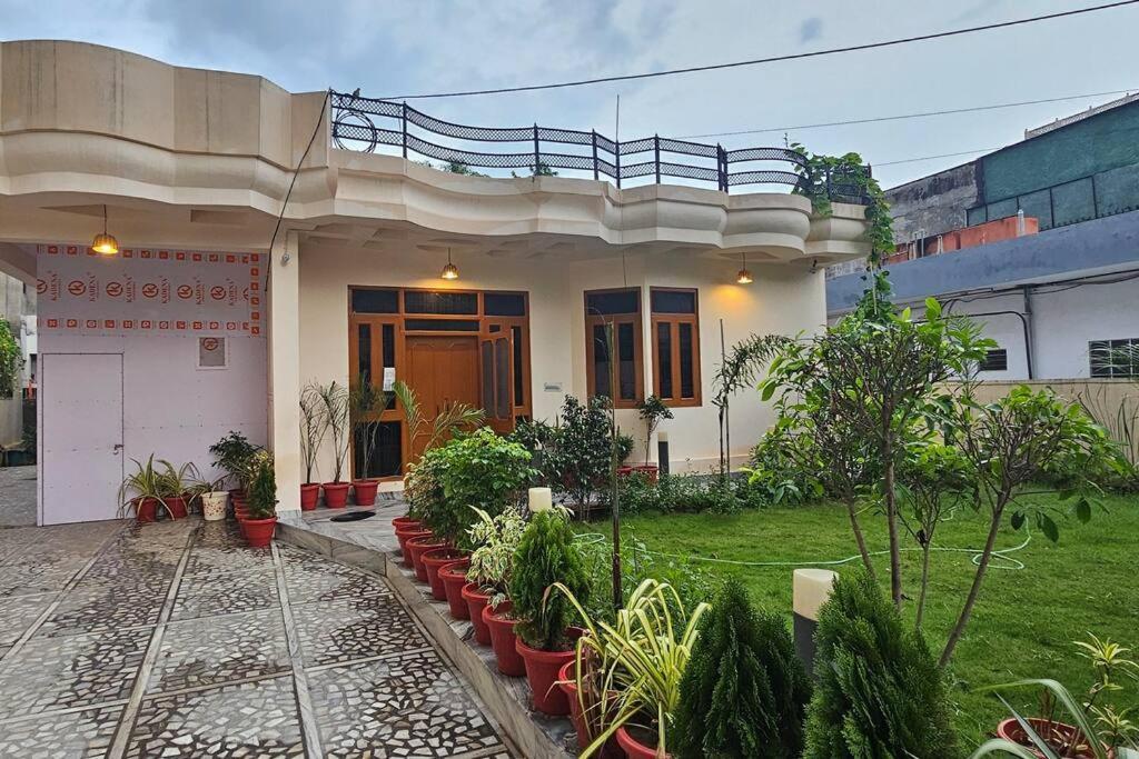 Kaushik House - Luxury Garden Homestay Near Vaishali Nagar Jaipur