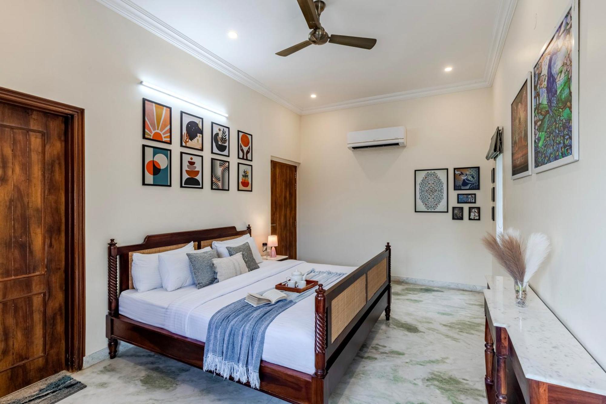 Elivaas 3 Bhk With Pvt Pool & Lush Garden - Oakwood Villa Jaipur